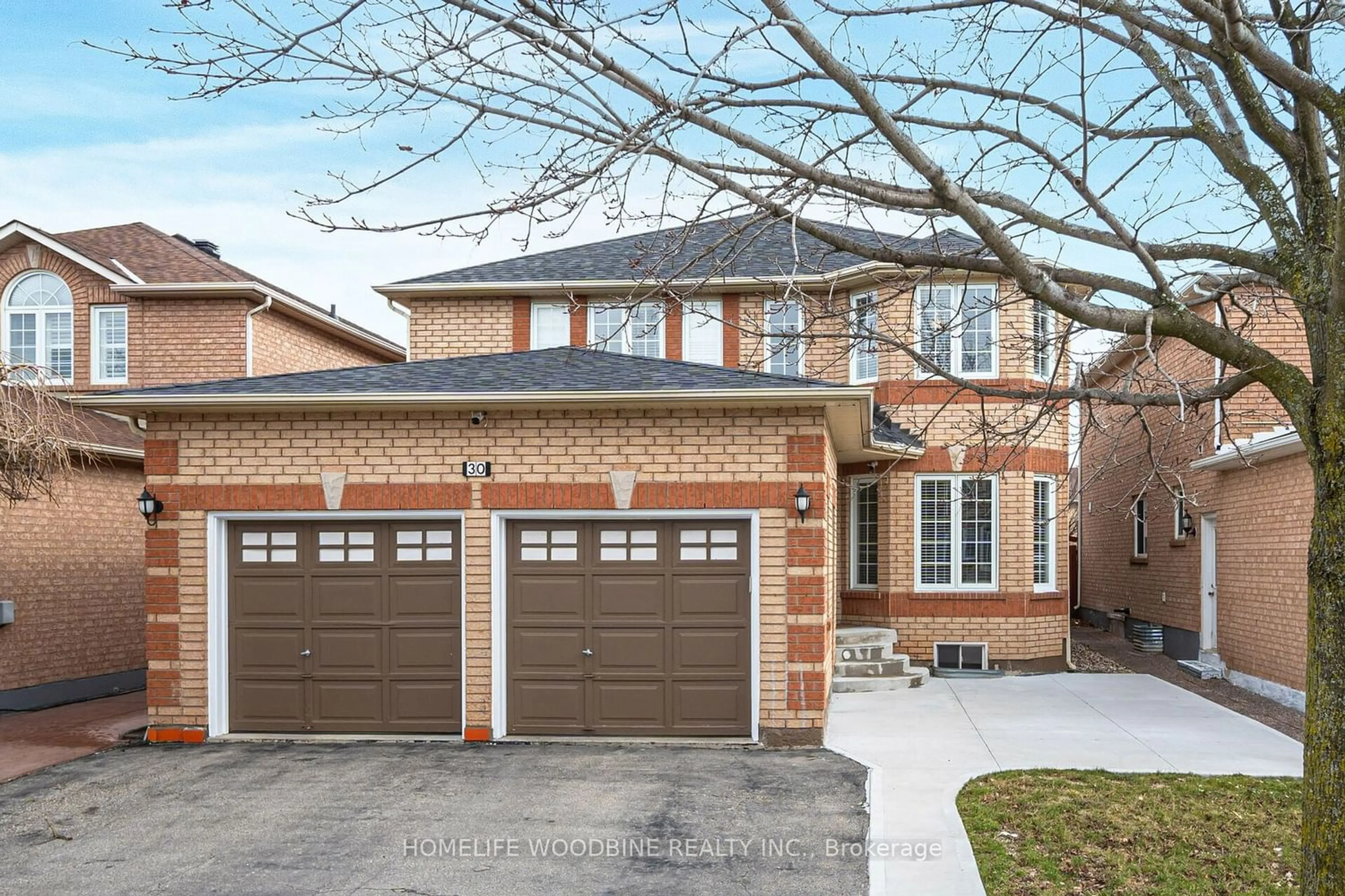 Home with brick exterior material for 30 Rollingwood Dr, Brampton Ontario L6Y 4Z7