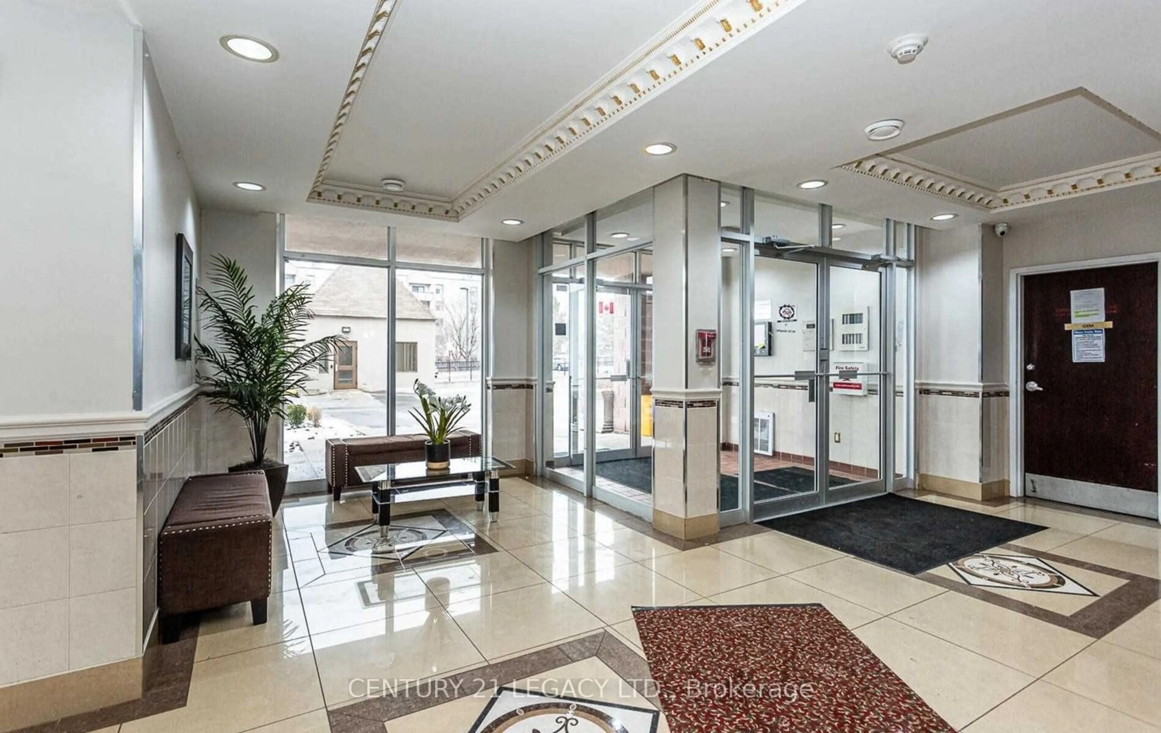 Indoor lobby for 7405 Goreway Dr #306, Mississauga Ontario L4T 0A3