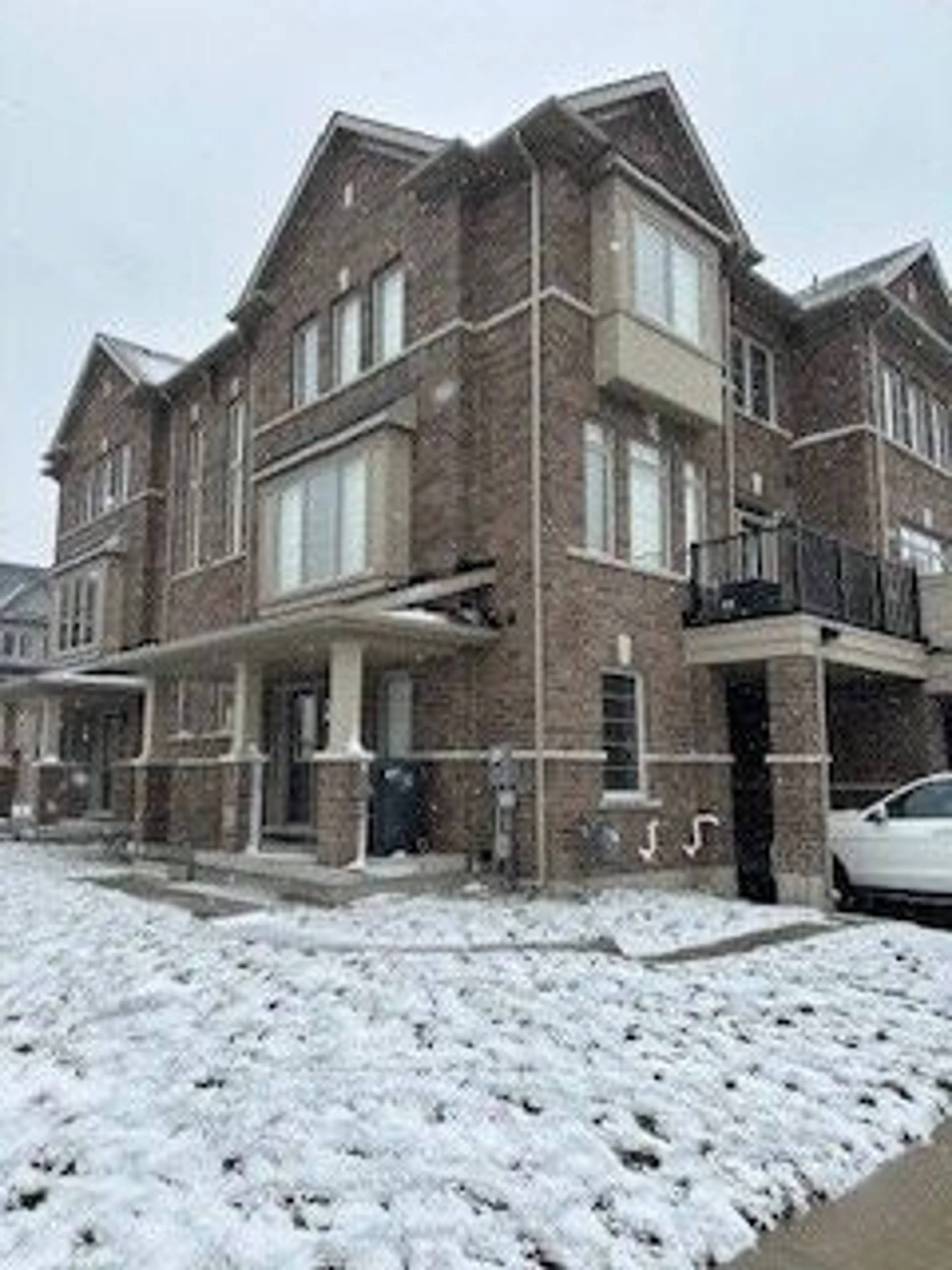 A pic from exterior of the house or condo for 45 Haymarket Dr, Brampton Ontario L7A 5C3