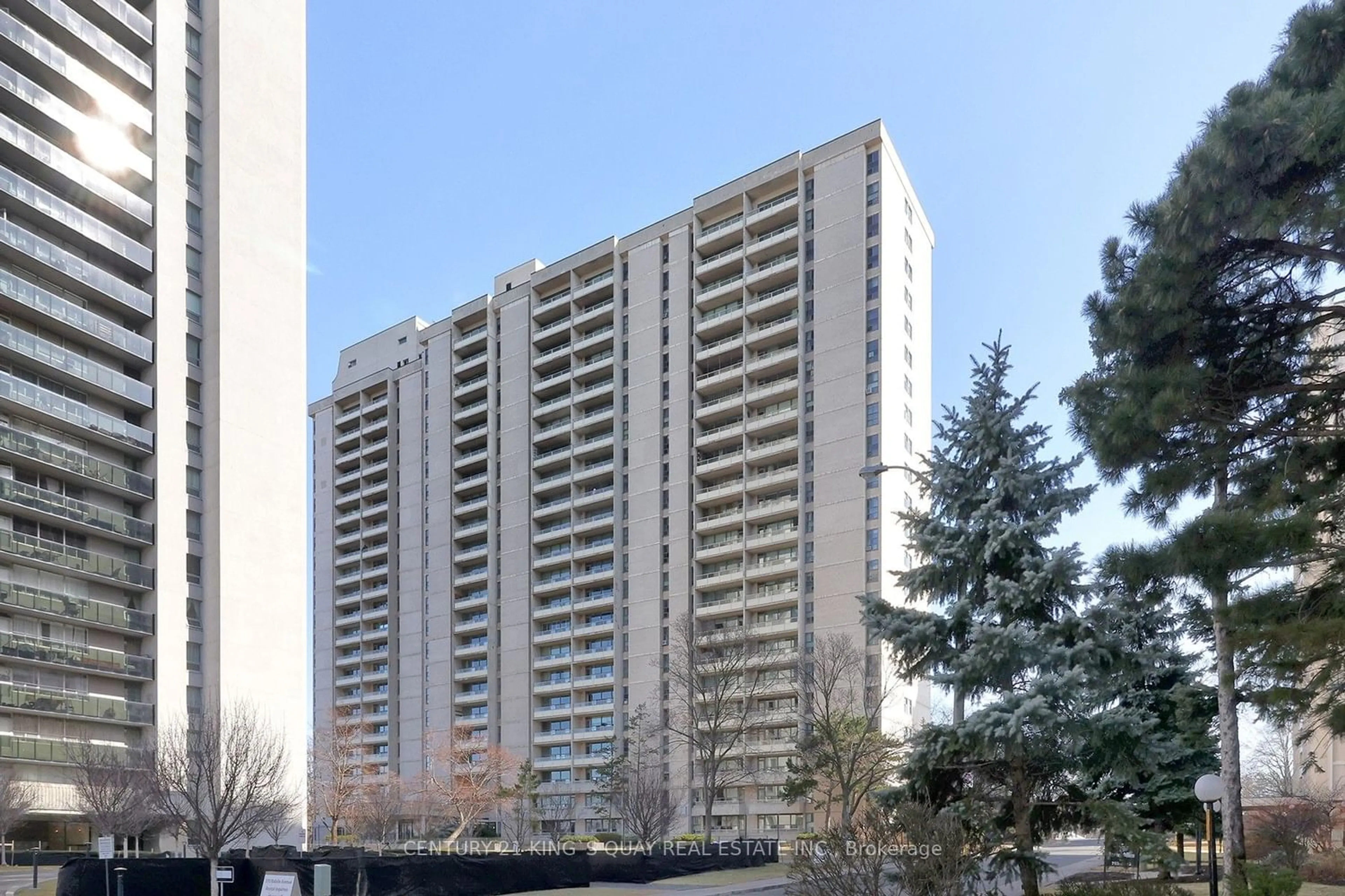 A pic from exterior of the house or condo for 360 Ridelle Ave #912, Toronto Ontario M6B 1K1