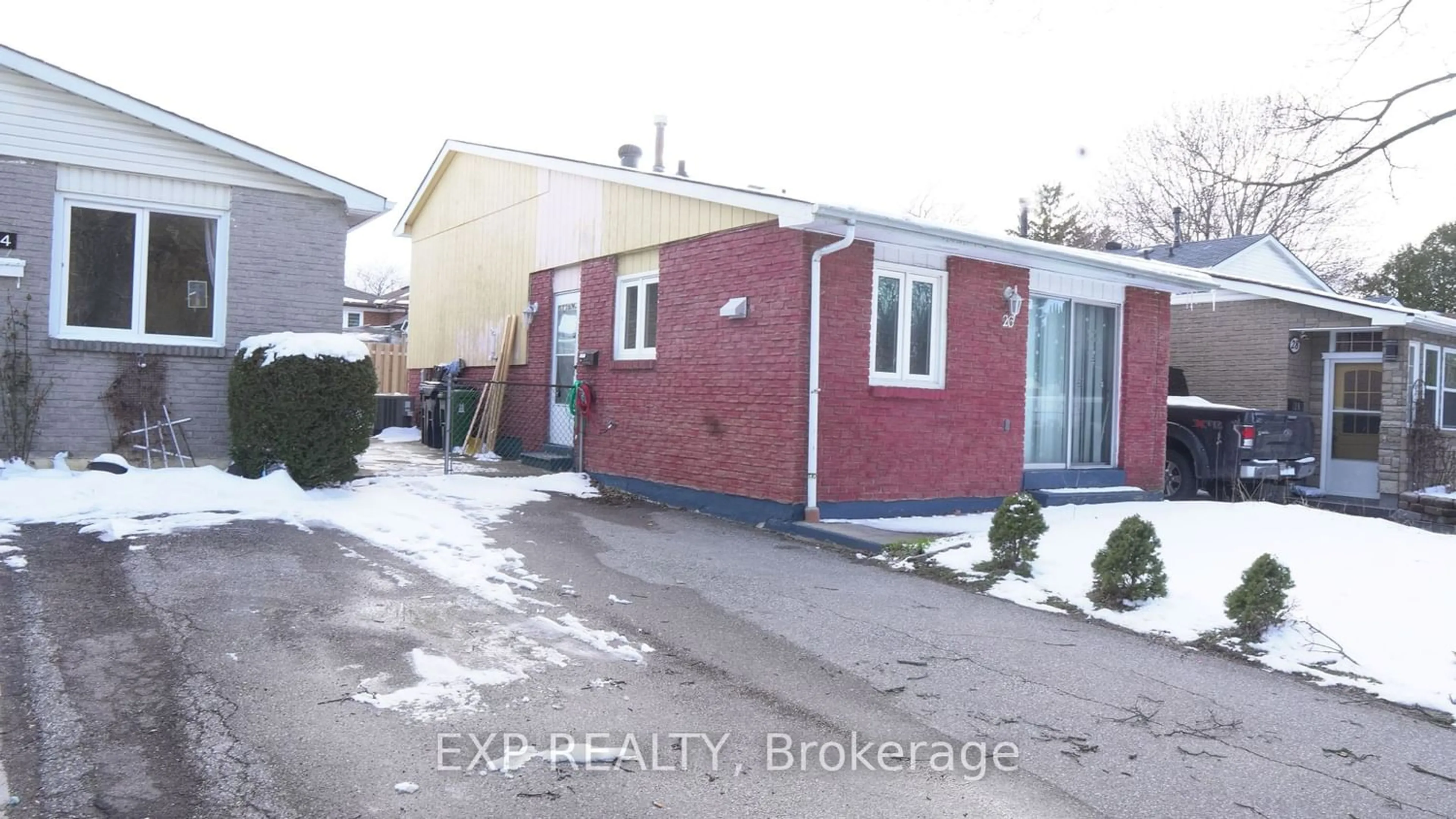 Home with unknown exterior material for 26 Cobbler Cres, Toronto Ontario M3N 2Y7