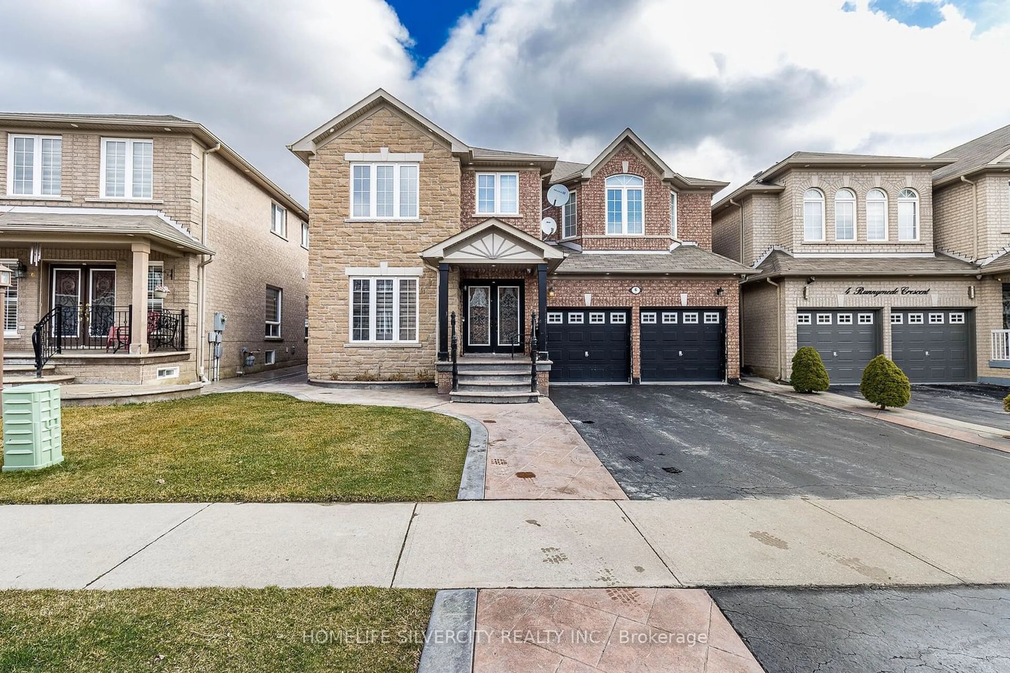 Frontside or backside of a home for 6 Runnymede Cres, Brampton Ontario L6R 0L3