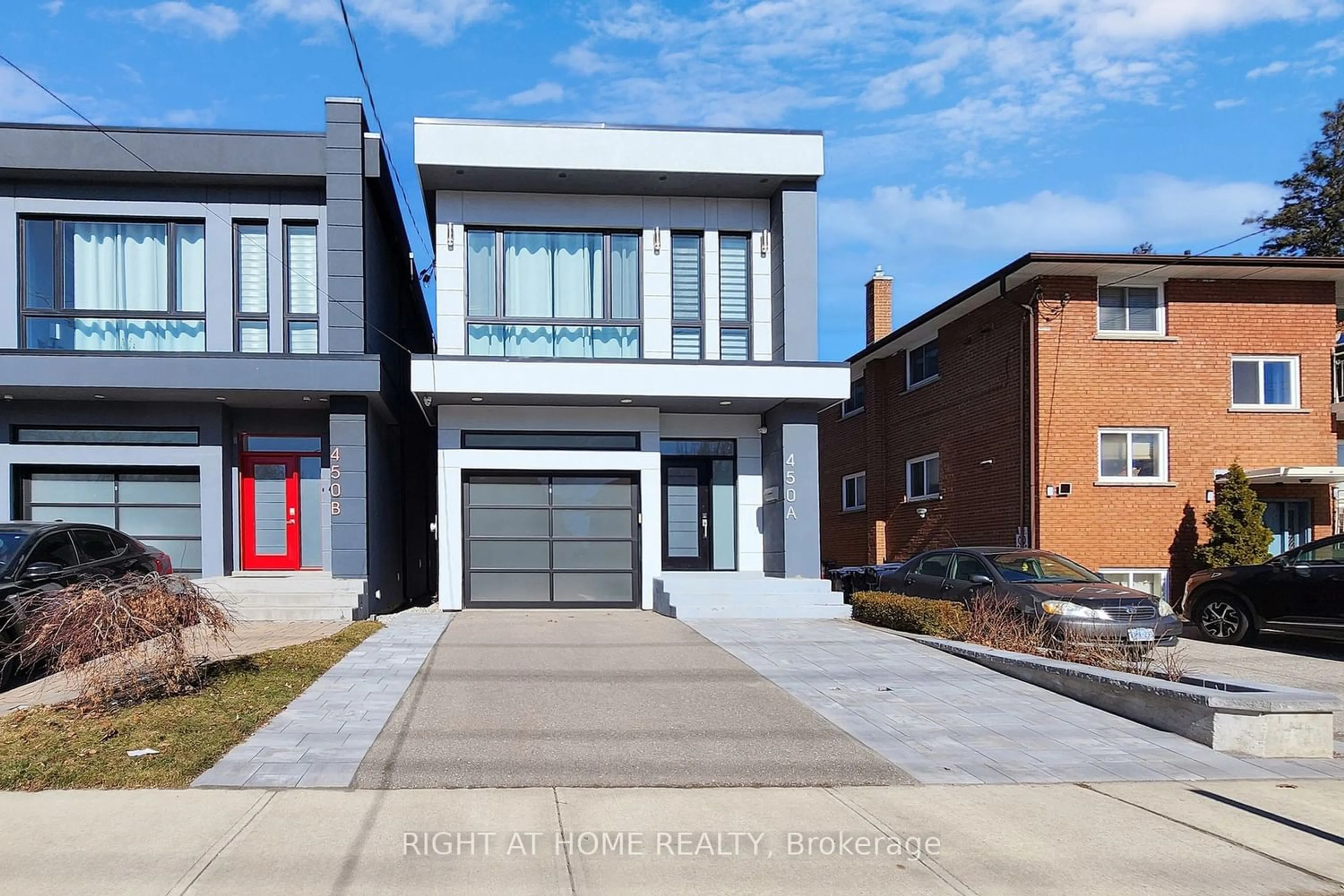 Frontside or backside of a home for 450 A Valermo Dr, Toronto Ontario M8W 2M4