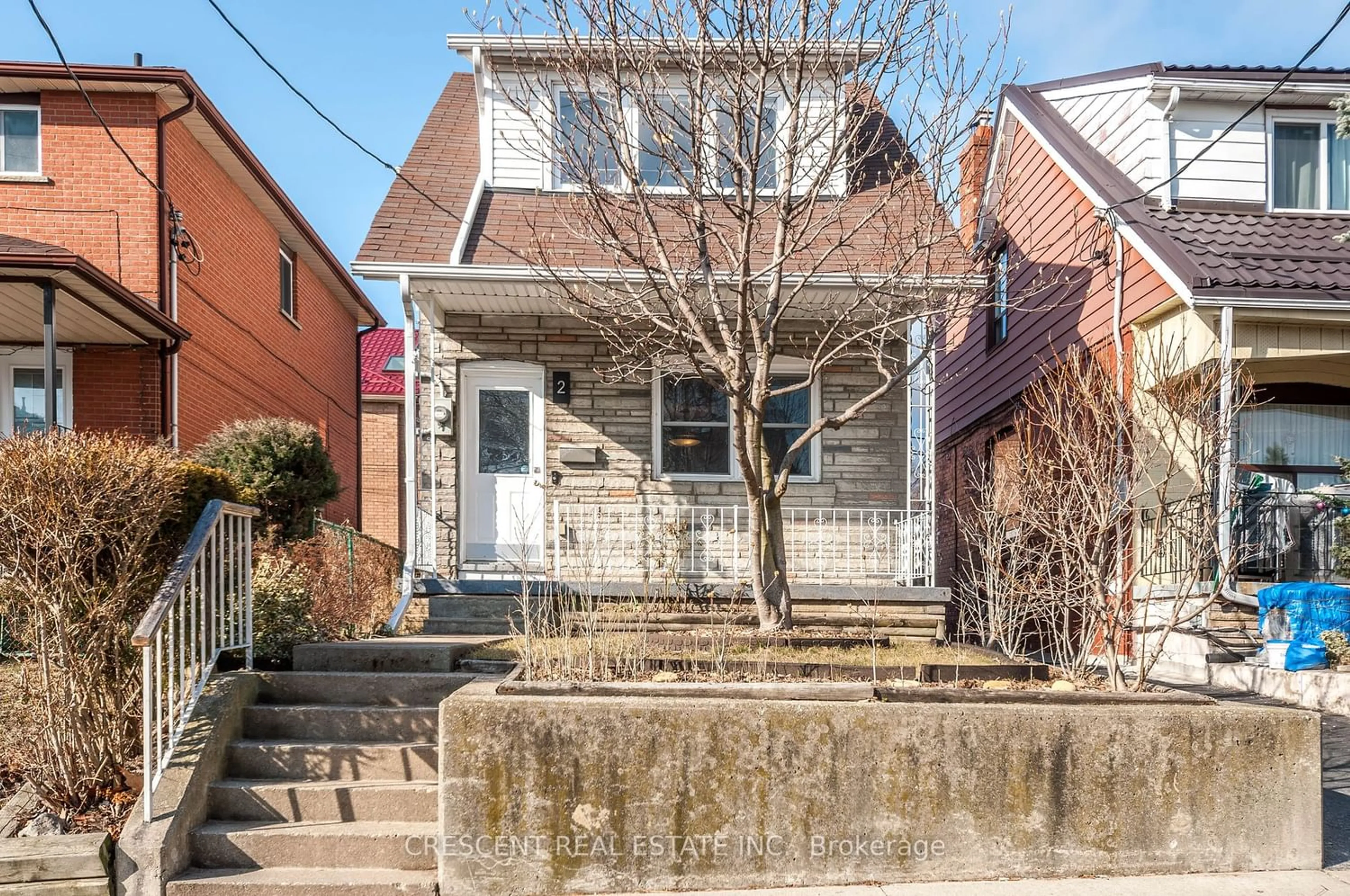 Frontside or backside of a home for 2 French Ave, Toronto Ontario M6N 4A5