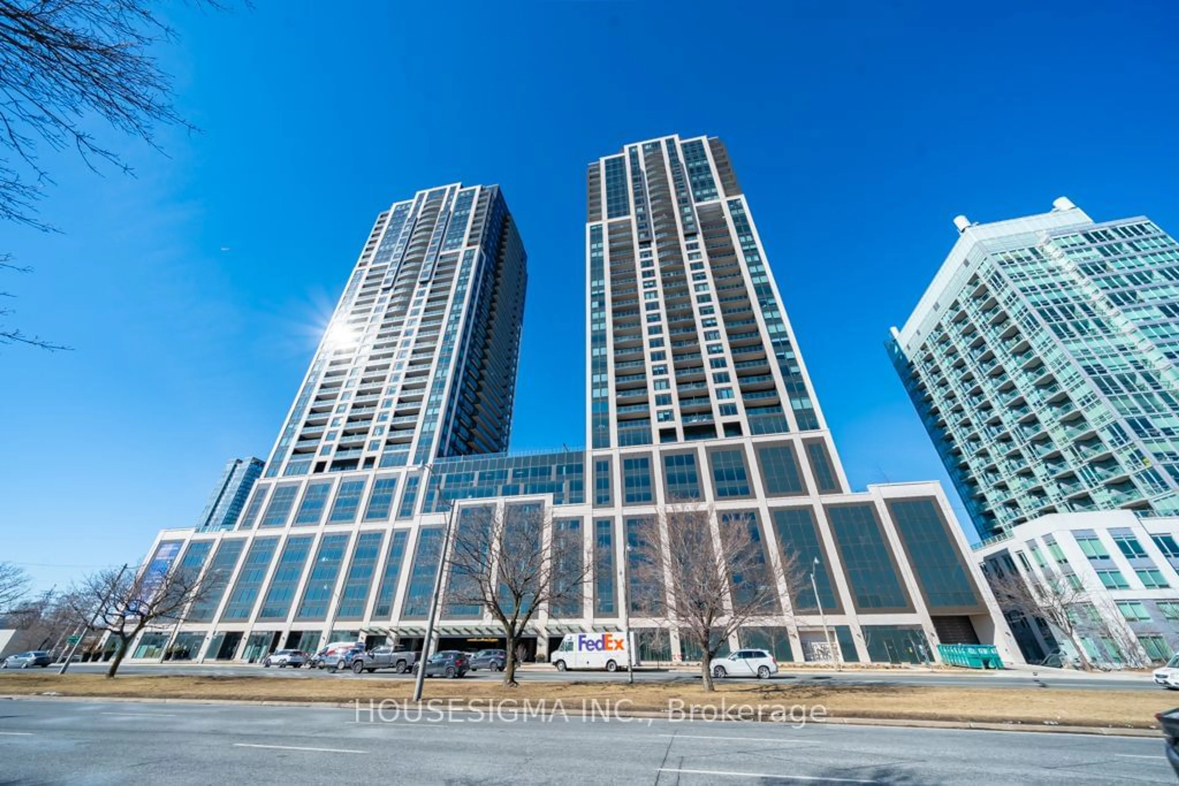 A pic from exterior of the house or condo for 1926 Lakeshore Blvd #2309, Toronto Ontario M5S 0B1