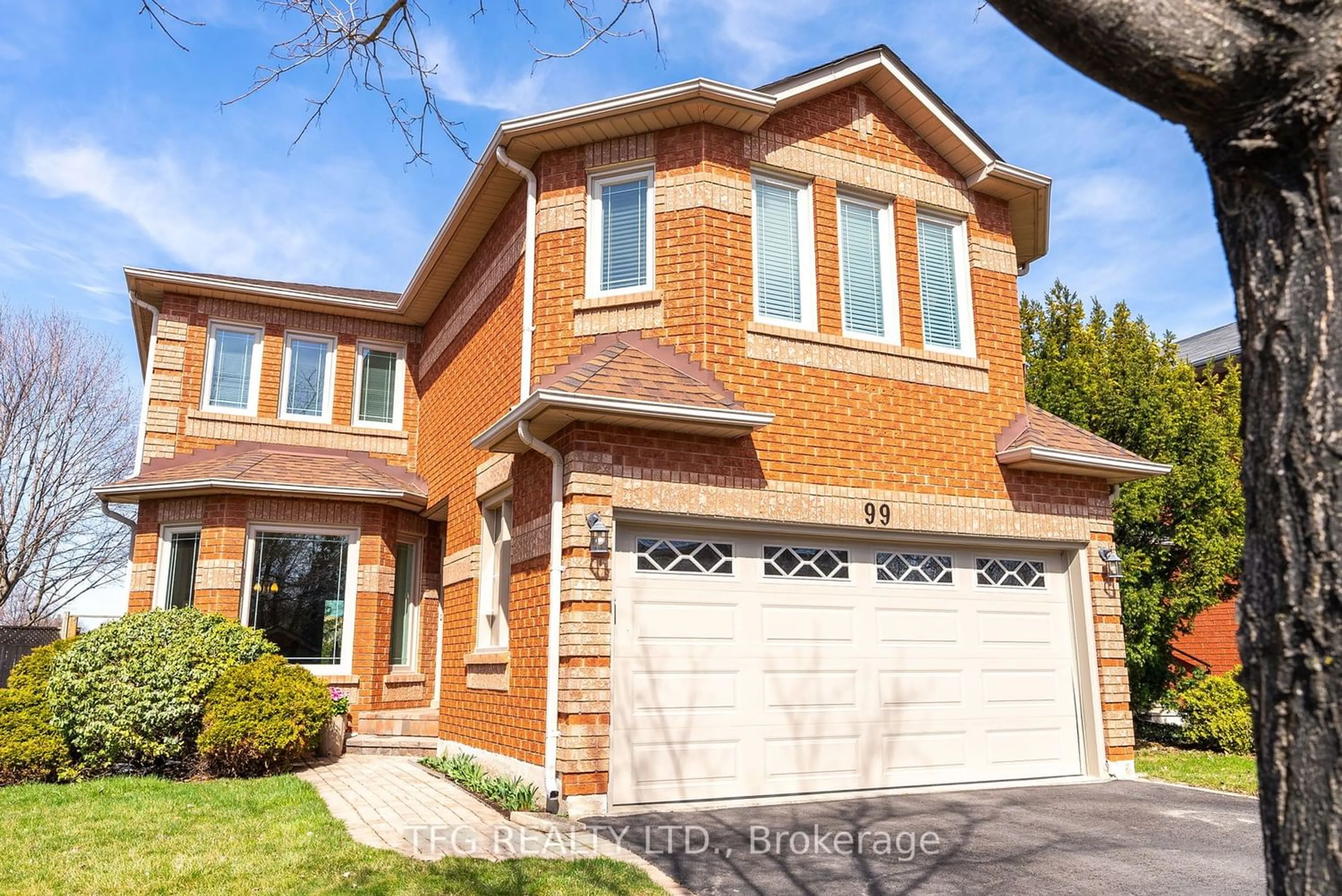 Home with brick exterior material for 99 Fernlea Cres, Oakville Ontario L6H 6B2