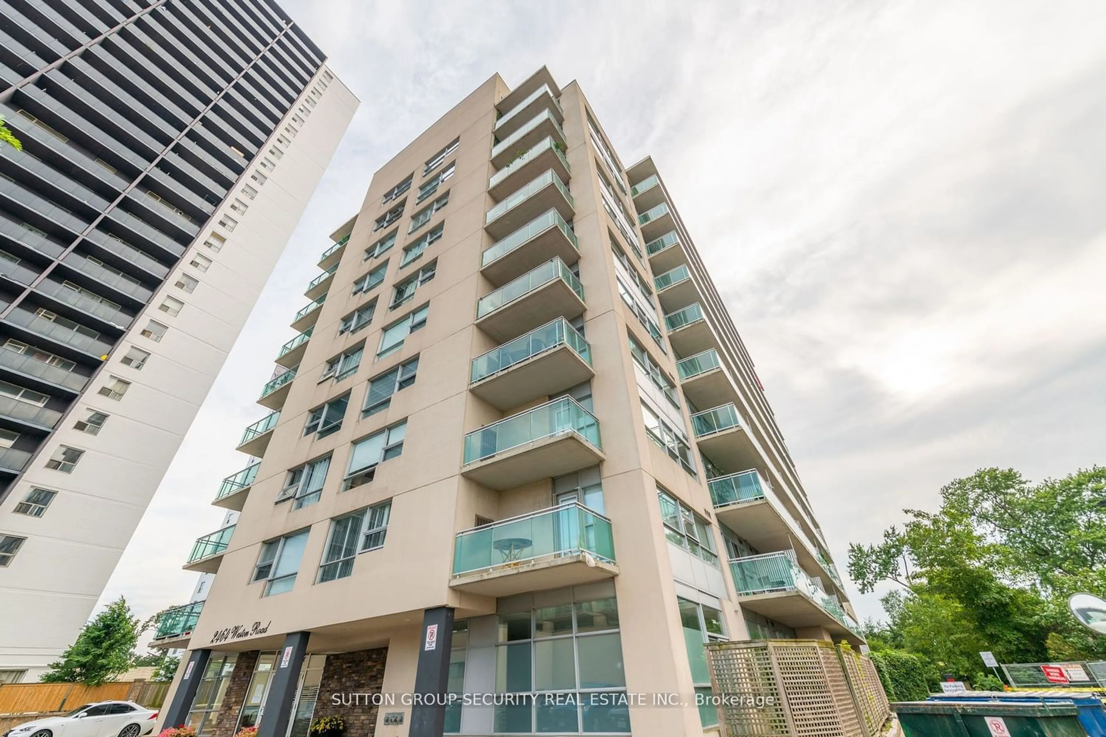 A pic from exterior of the house or condo for 2464 Weston Rd #307, Toronto Ontario M9N 0A2