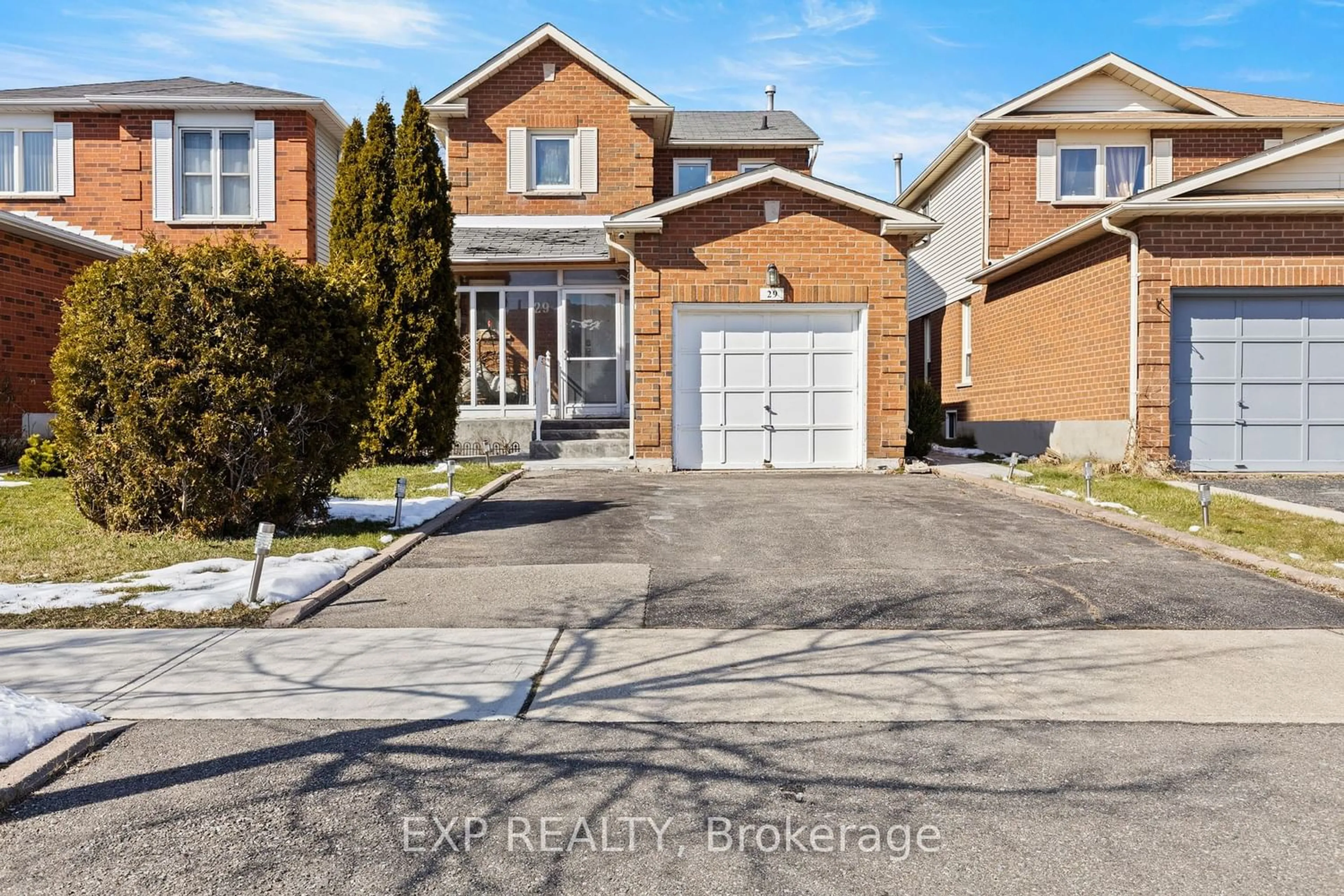 Frontside or backside of a home for 29 Stalbridge Ave, Brampton Ontario L6Y 4H1