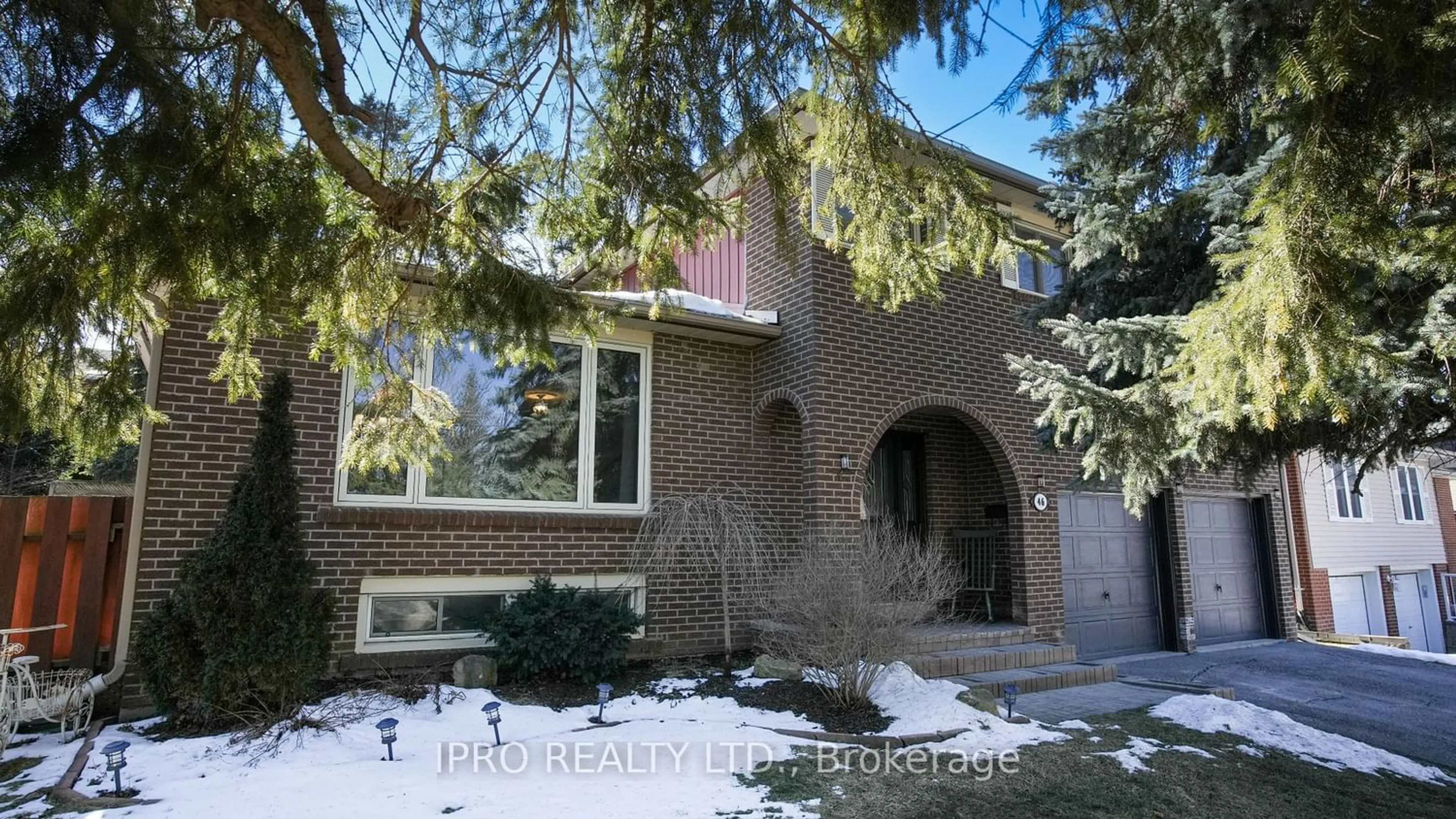 Home with brick exterior material for 46 College Ave, Orangeville Ontario L9W 3H5