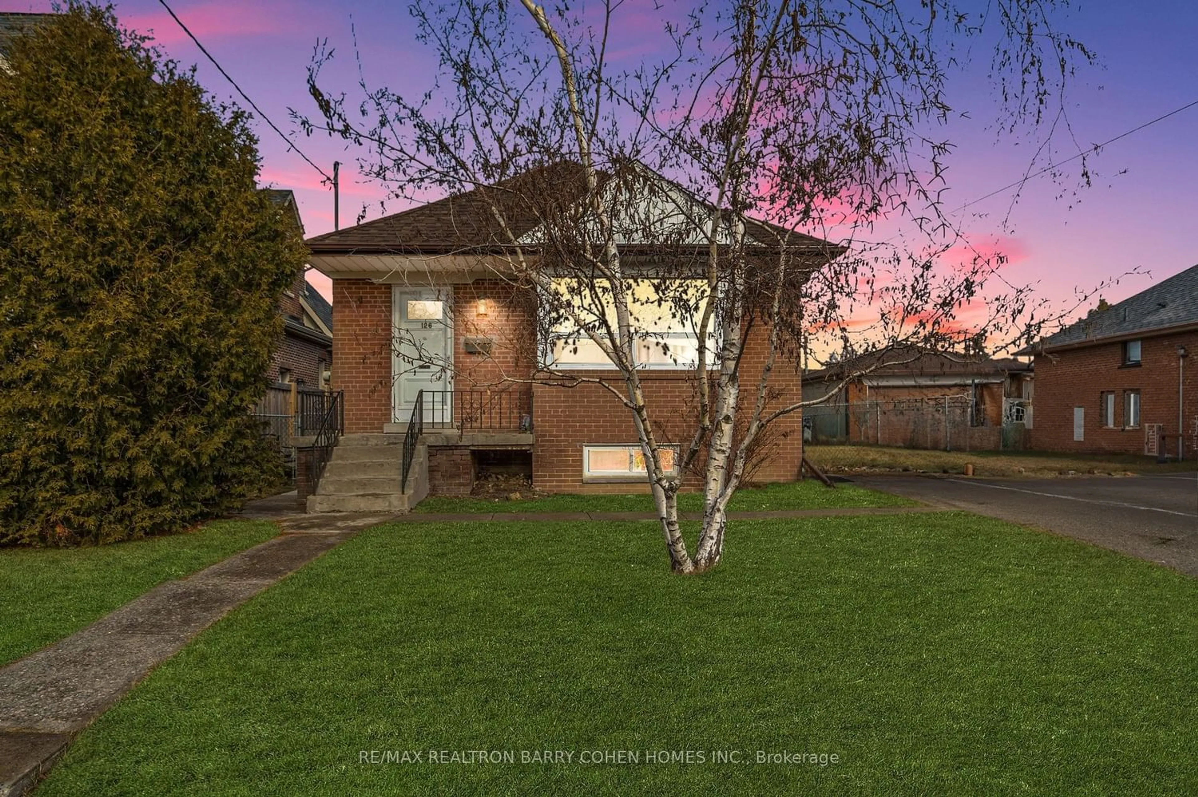 Frontside or backside of a home for 126 Anthony Rd, Toronto Ontario M3K 1B6