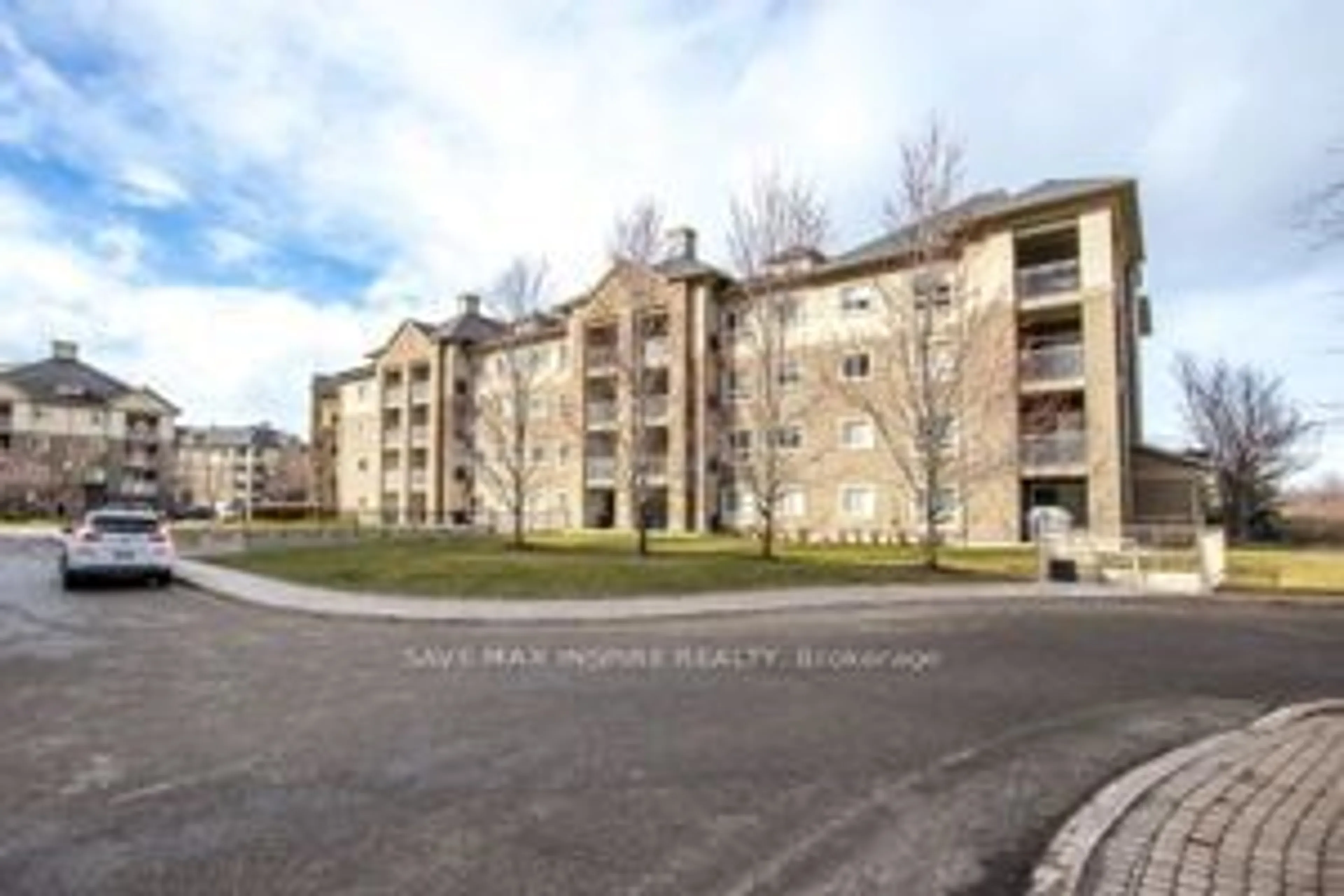 A pic from exterior of the house or condo for 8 Dayspring Circ #1416, Brampton Ontario L6P 2Z7