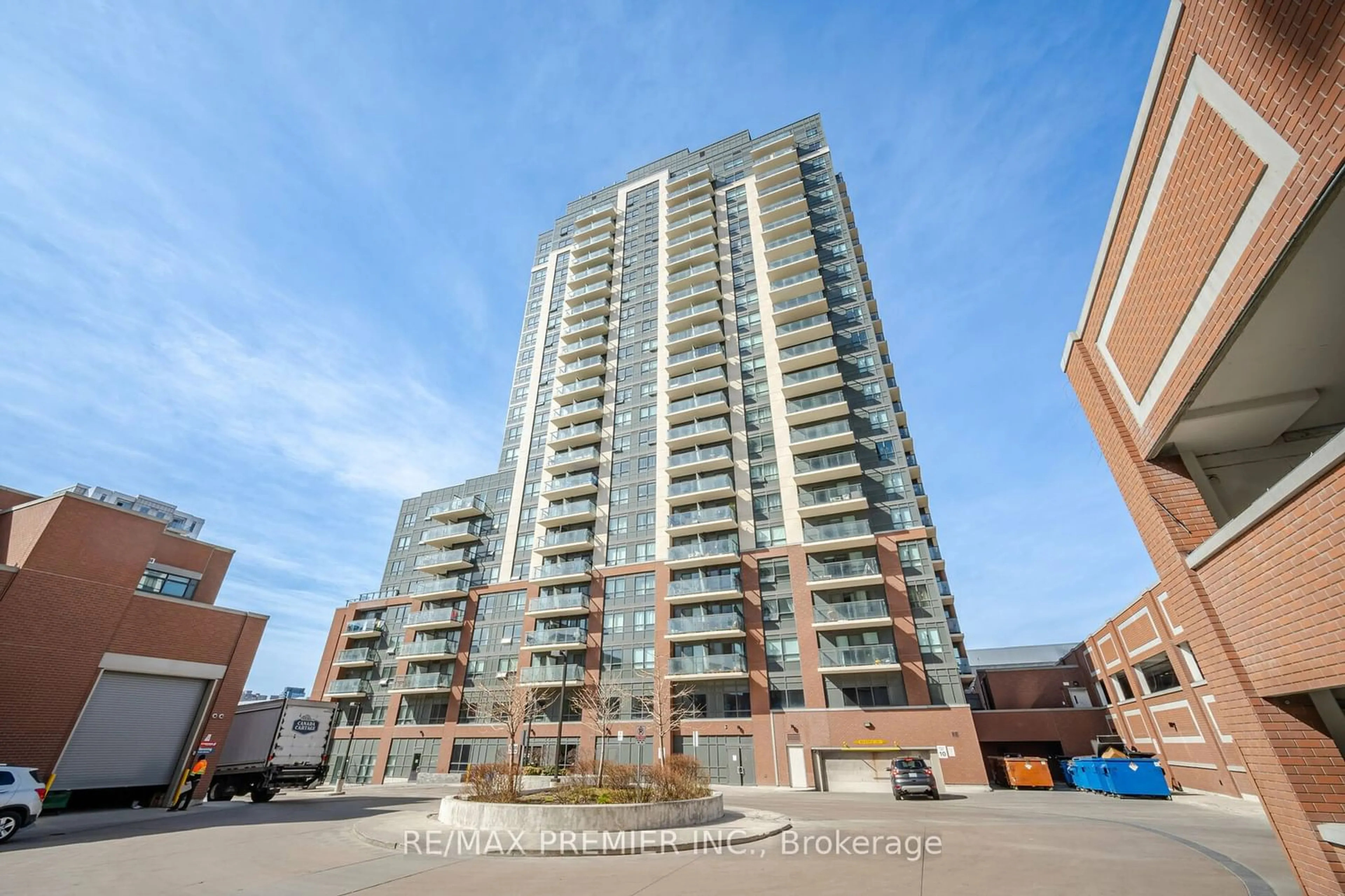 A pic from exterior of the house or condo for 1420 Dupont Rd #716, Toronto Ontario M6H 0C2
