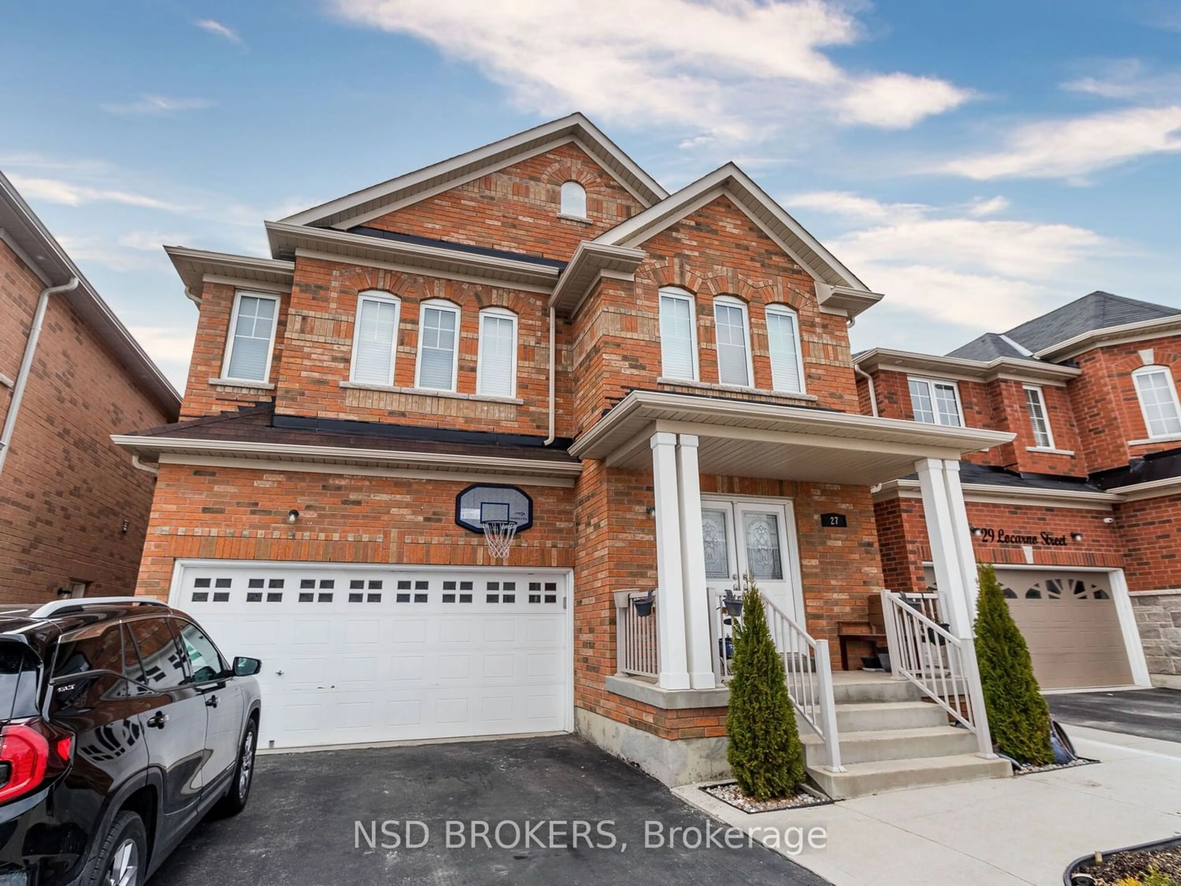Home with brick exterior material for 27 Locarno St, Brampton Ontario L6R 3T8