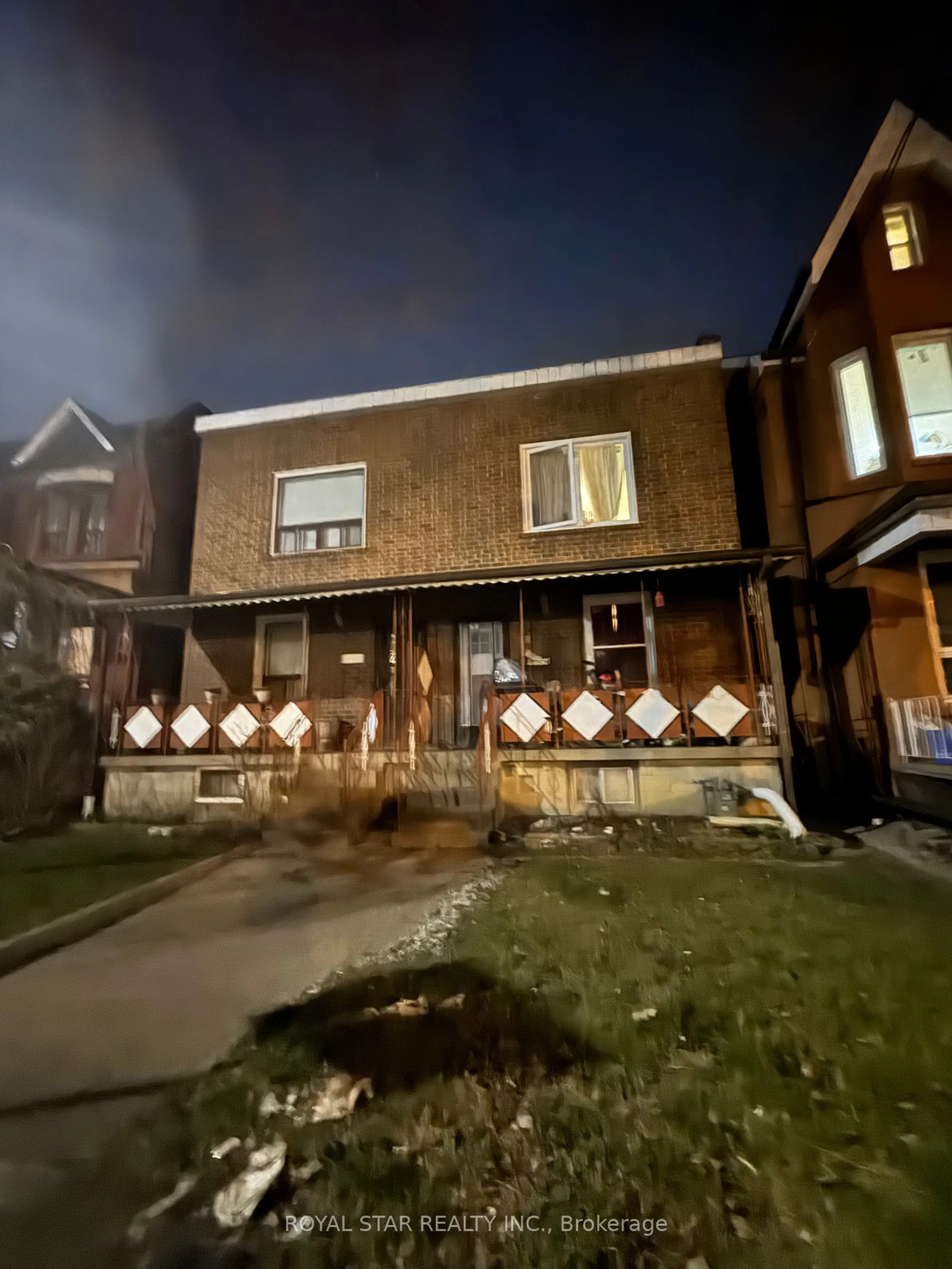 Frontside or backside of a home for 19 Laughton Ave, Toronto Ontario M6N 2W8