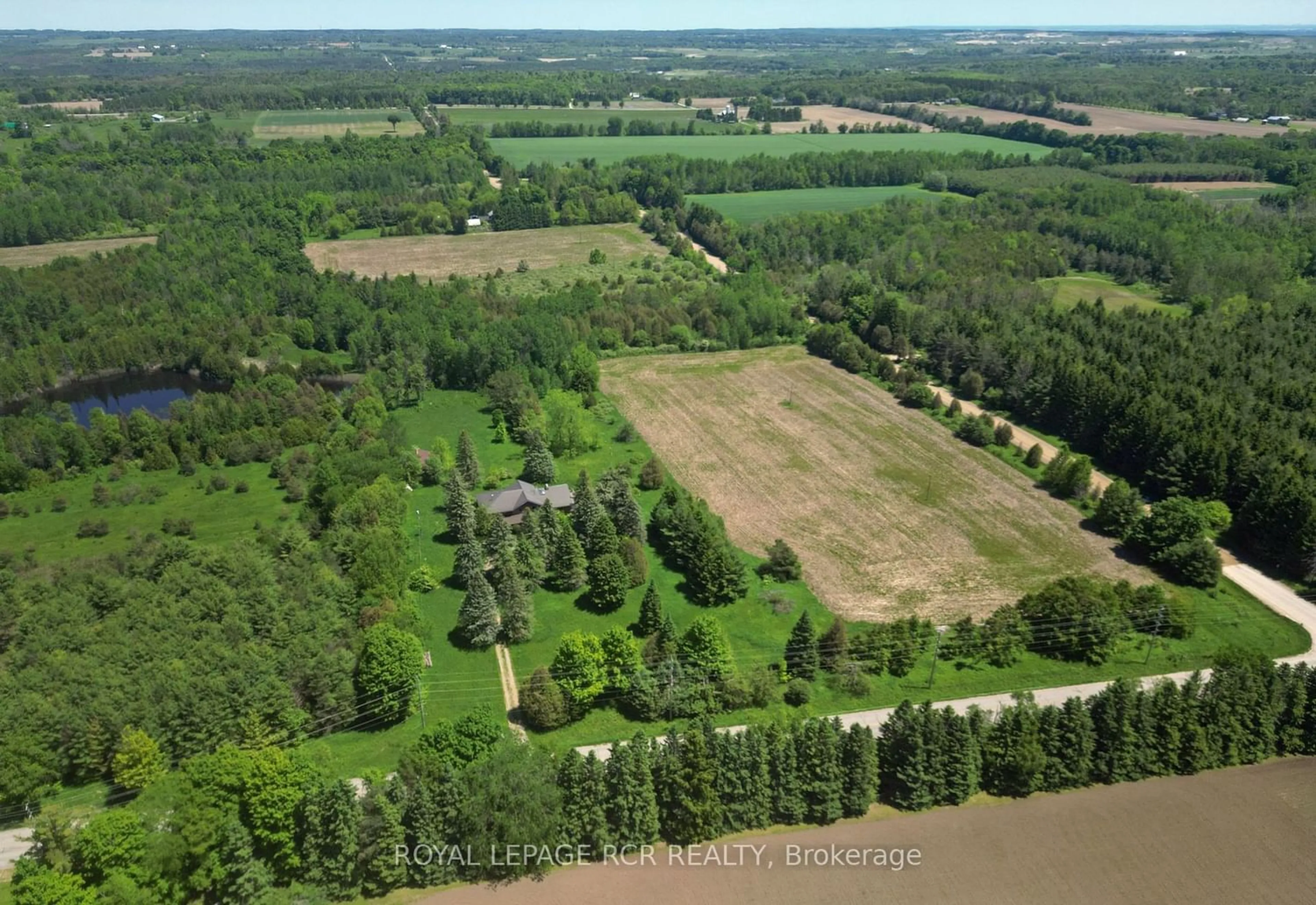 A pic from outside/outdoor area/front of a property/back of a property/a pic from drone, water/lake/river/ocean view for 19455 Shaws Creek Rd, Caledon Ontario L7K 1L5