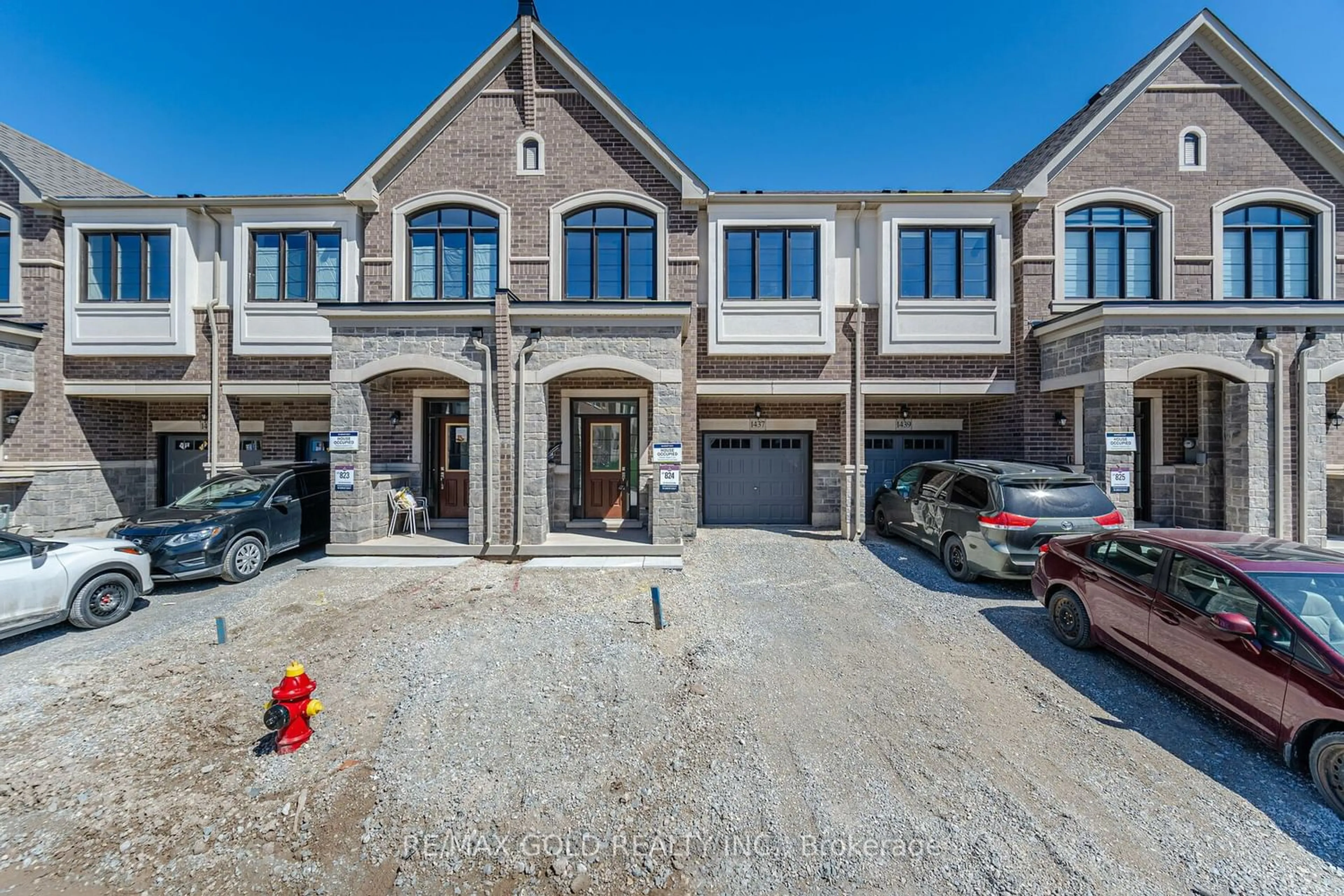 A pic from exterior of the house or condo for 1437 Watercress Way, Milton Ontario L9T 1X5