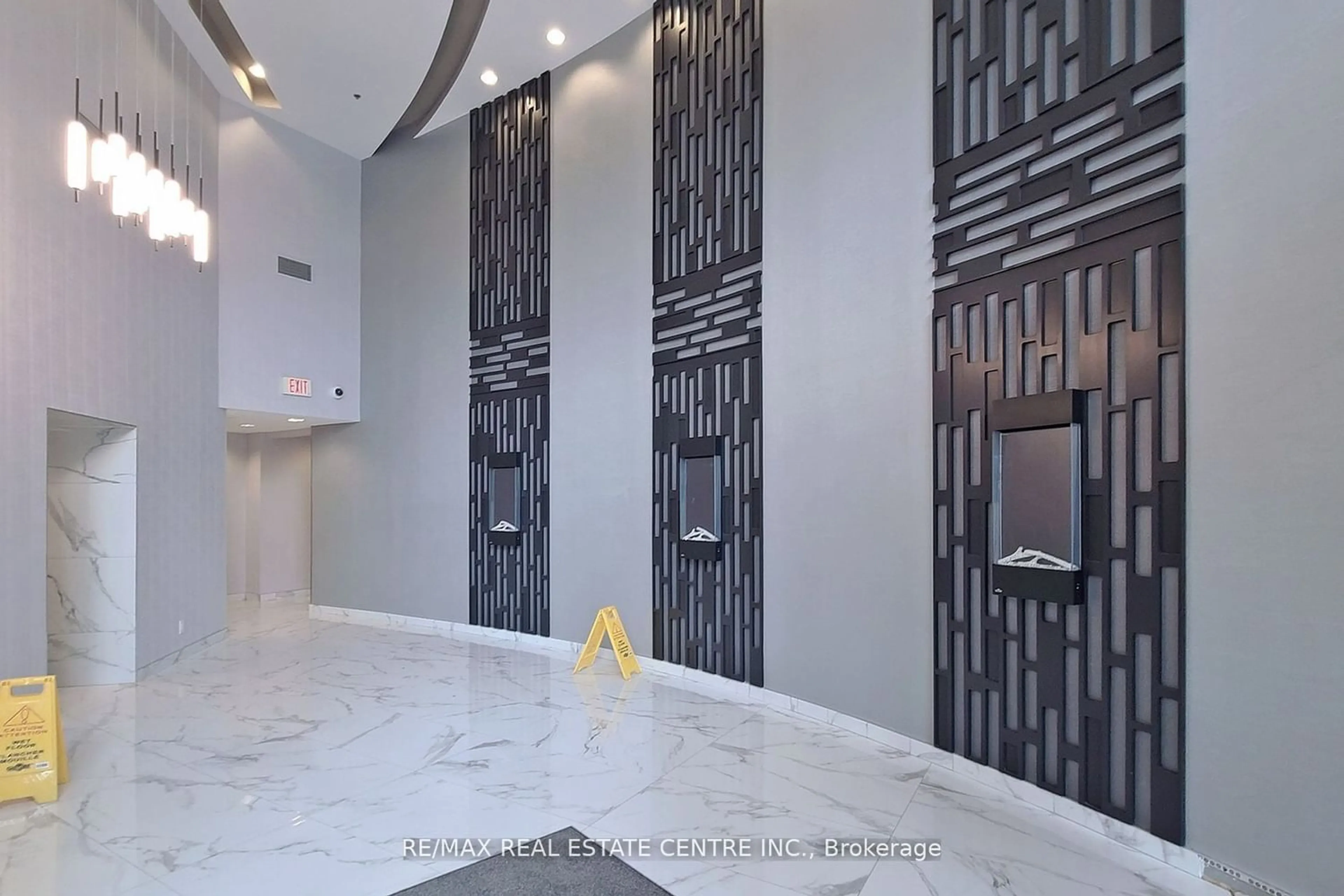 Indoor foyer for 80 Absolute Ave #3305, Mississauga Ontario L4Z 0A5
