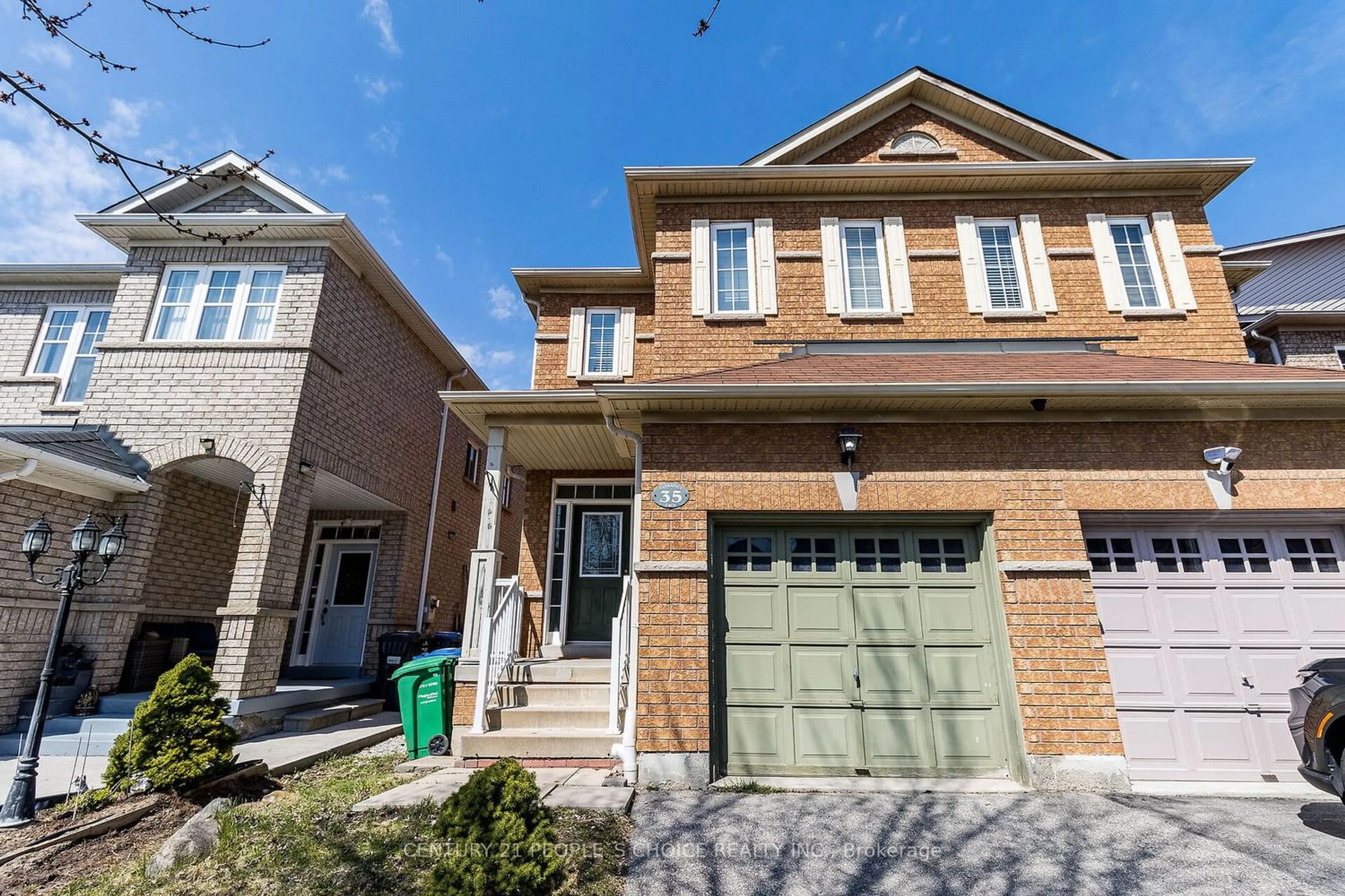 A pic from exterior of the house or condo for 35 Nathaniel Cres, Brampton Ontario L6Y 5M5