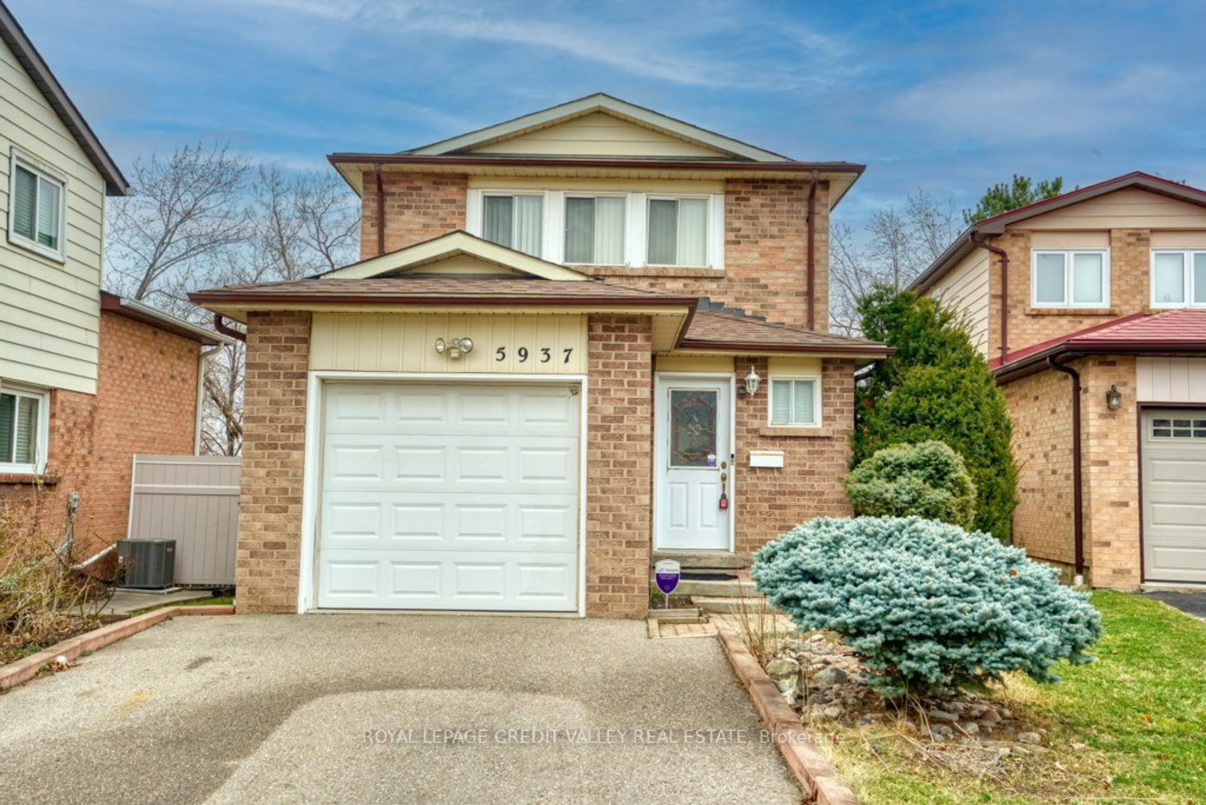 Frontside or backside of a home for 5937 Shandwick Pl, Mississauga Ontario L5M 2M7