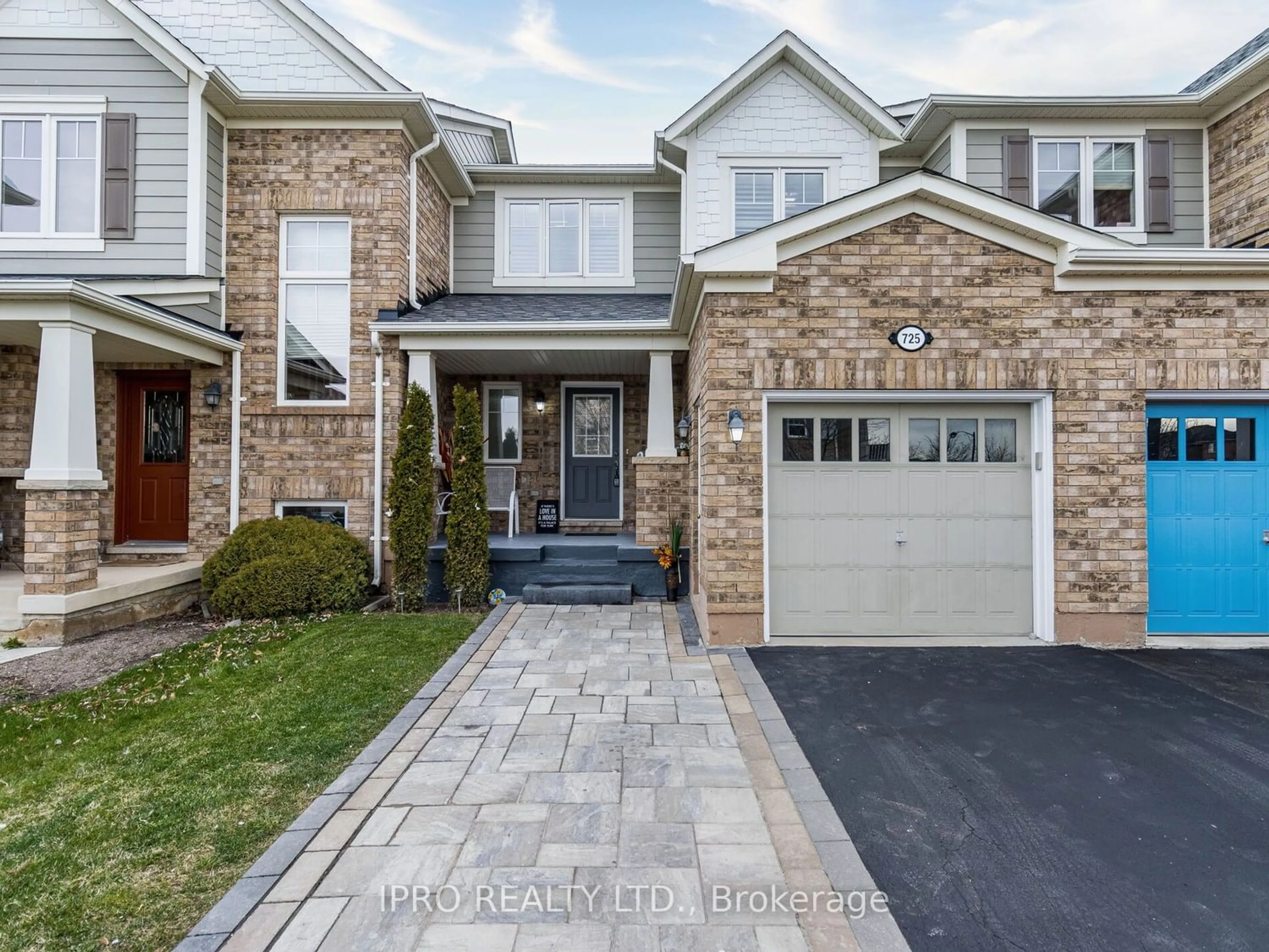 Home with brick exterior material for 725 Ambroise Cres, Milton Ontario L9T 0M2