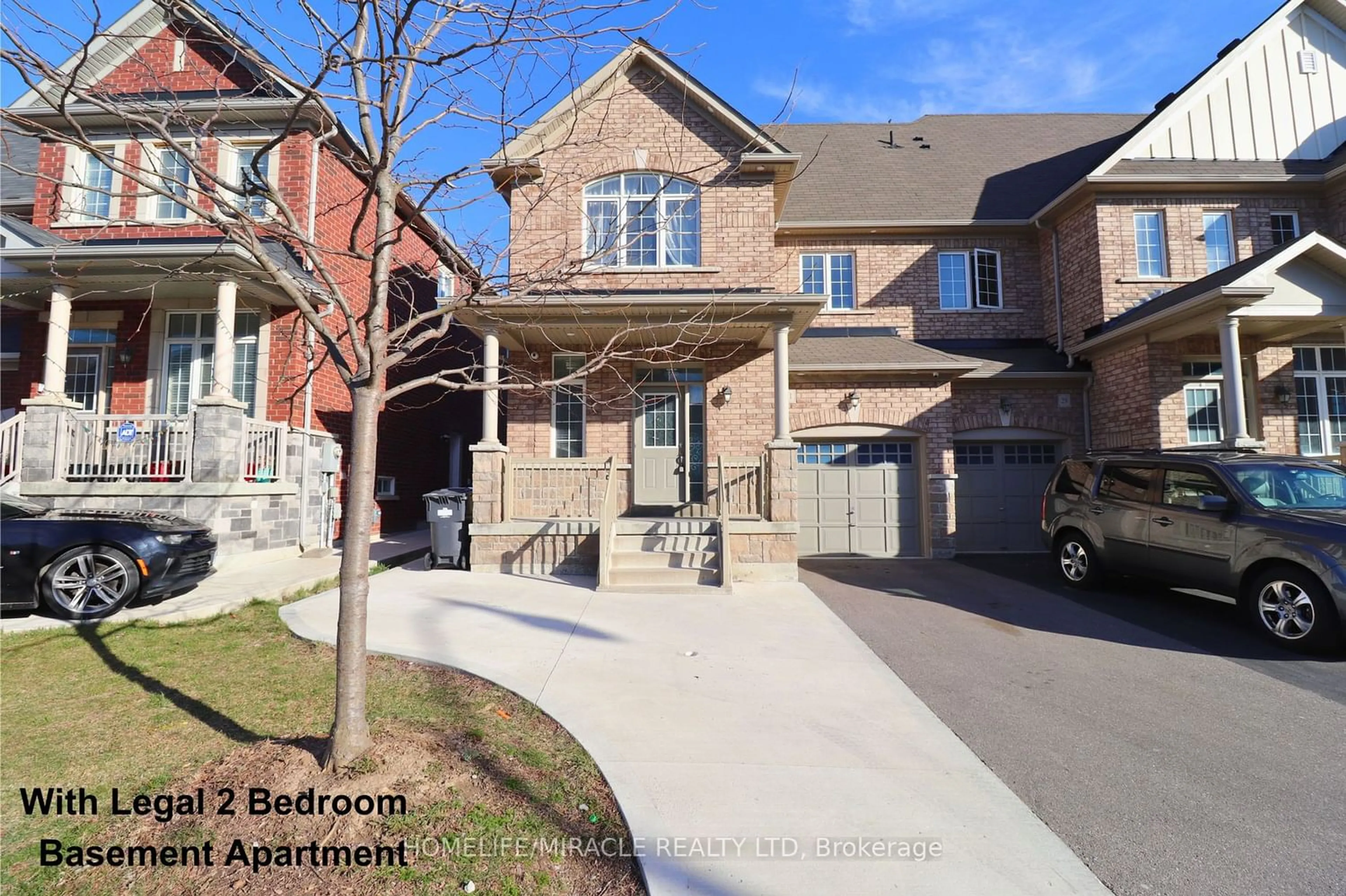 Home with brick exterior material for 31 Saint Dennis Rd, Brampton Ontario L6R 0B3