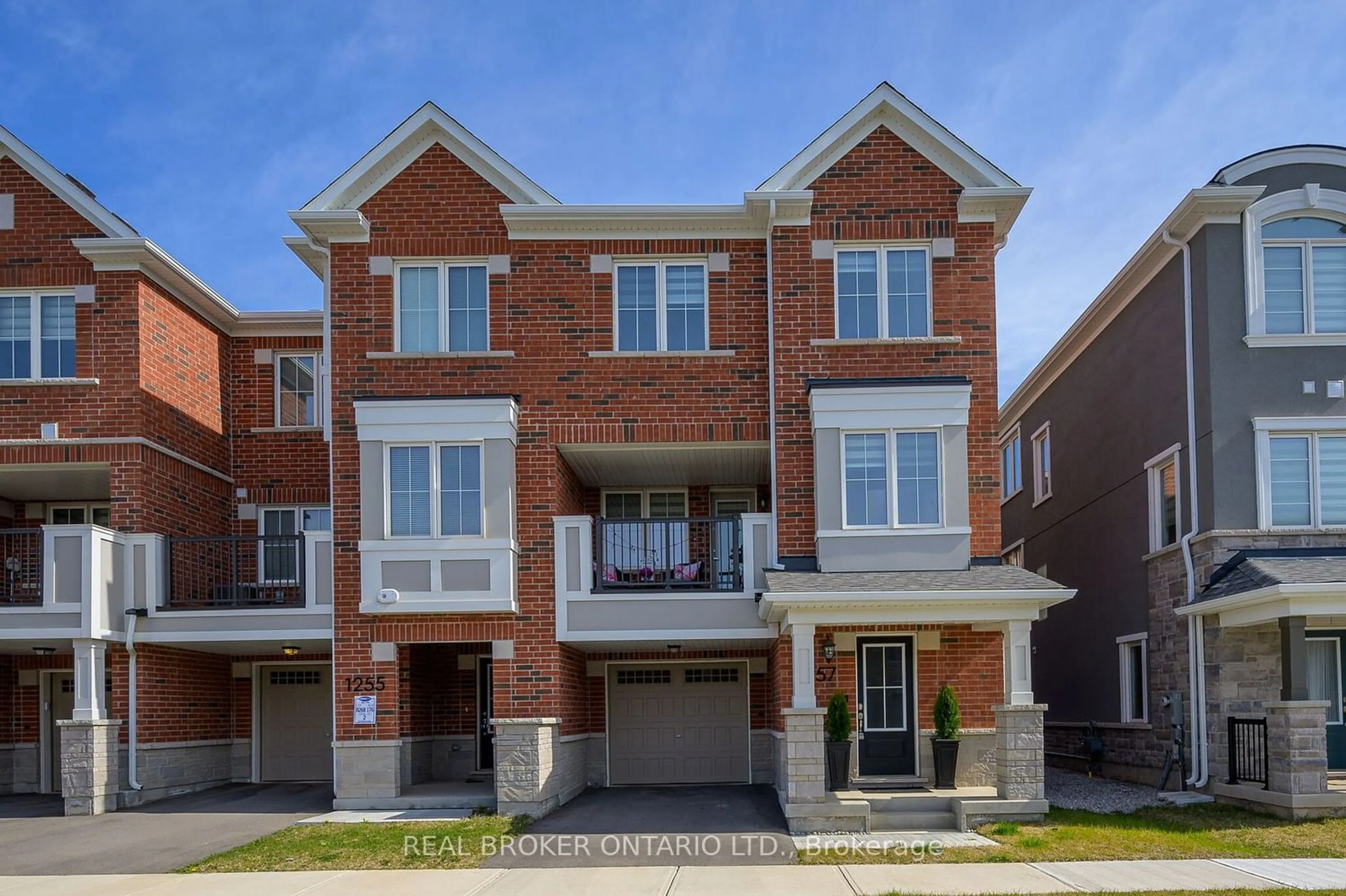 A pic from exterior of the house or condo for 1257 Walnut Landing, Milton Ontario L9T 2X5