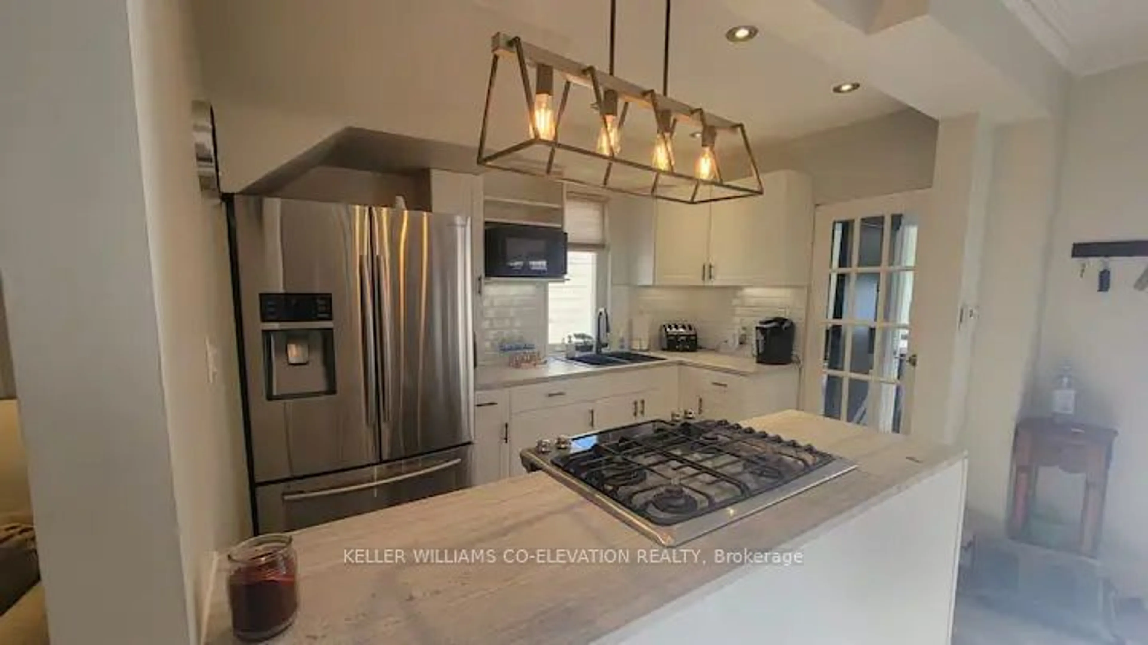 Contemporary kitchen for 387 Hopewell Ave, Toronto Ontario M6E 2S1