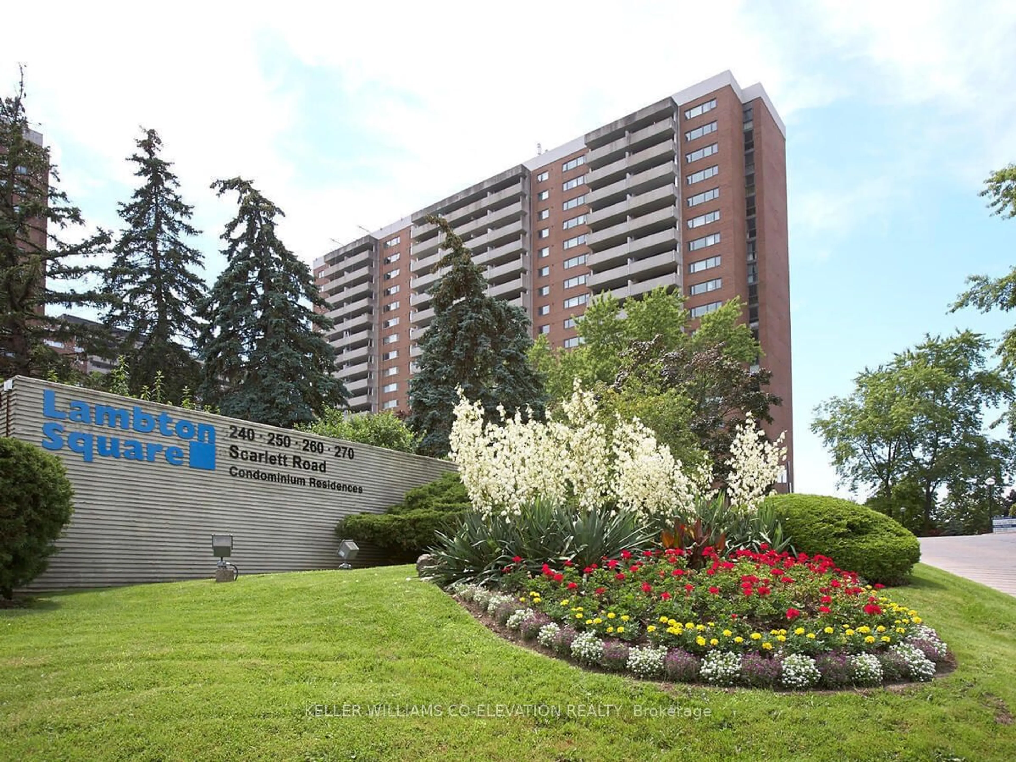 A pic from exterior of the house or condo for 270 Scarlett Rd #805, Toronto Ontario M6N 4X7