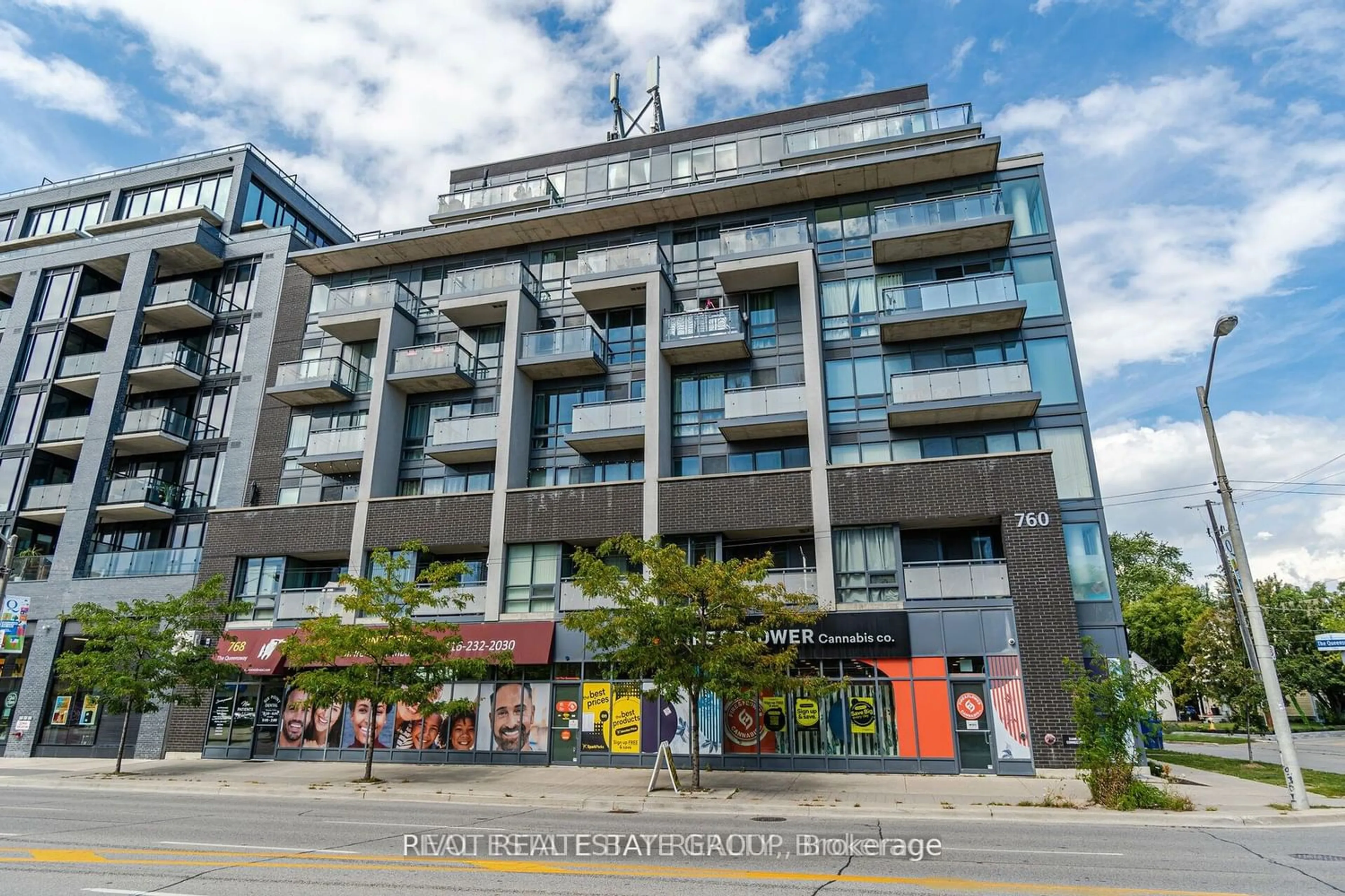 A pic from exterior of the house or condo for 760 The Queensway #504, Toronto Ontario M8Z 0E1