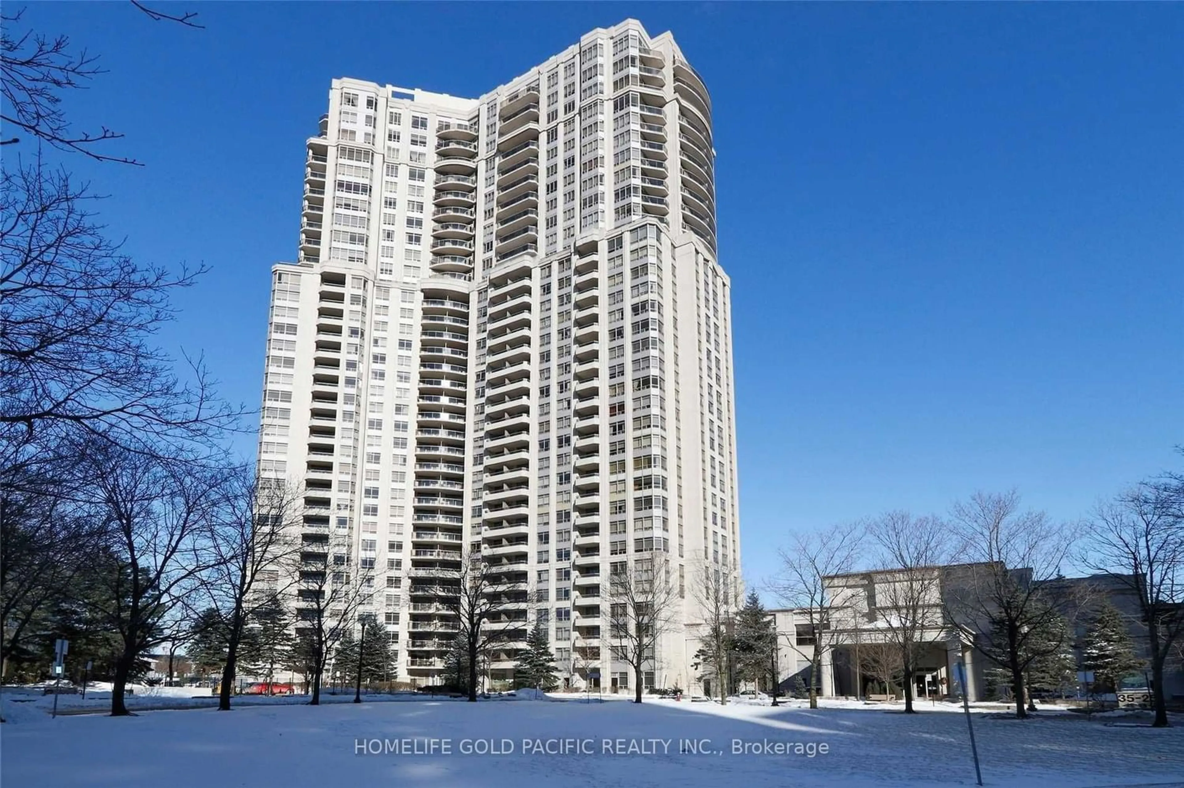 A pic from exterior of the house or condo for 35 Kingsbridge Garden Circ #2802, Mississauga Ontario L5R 3Z5