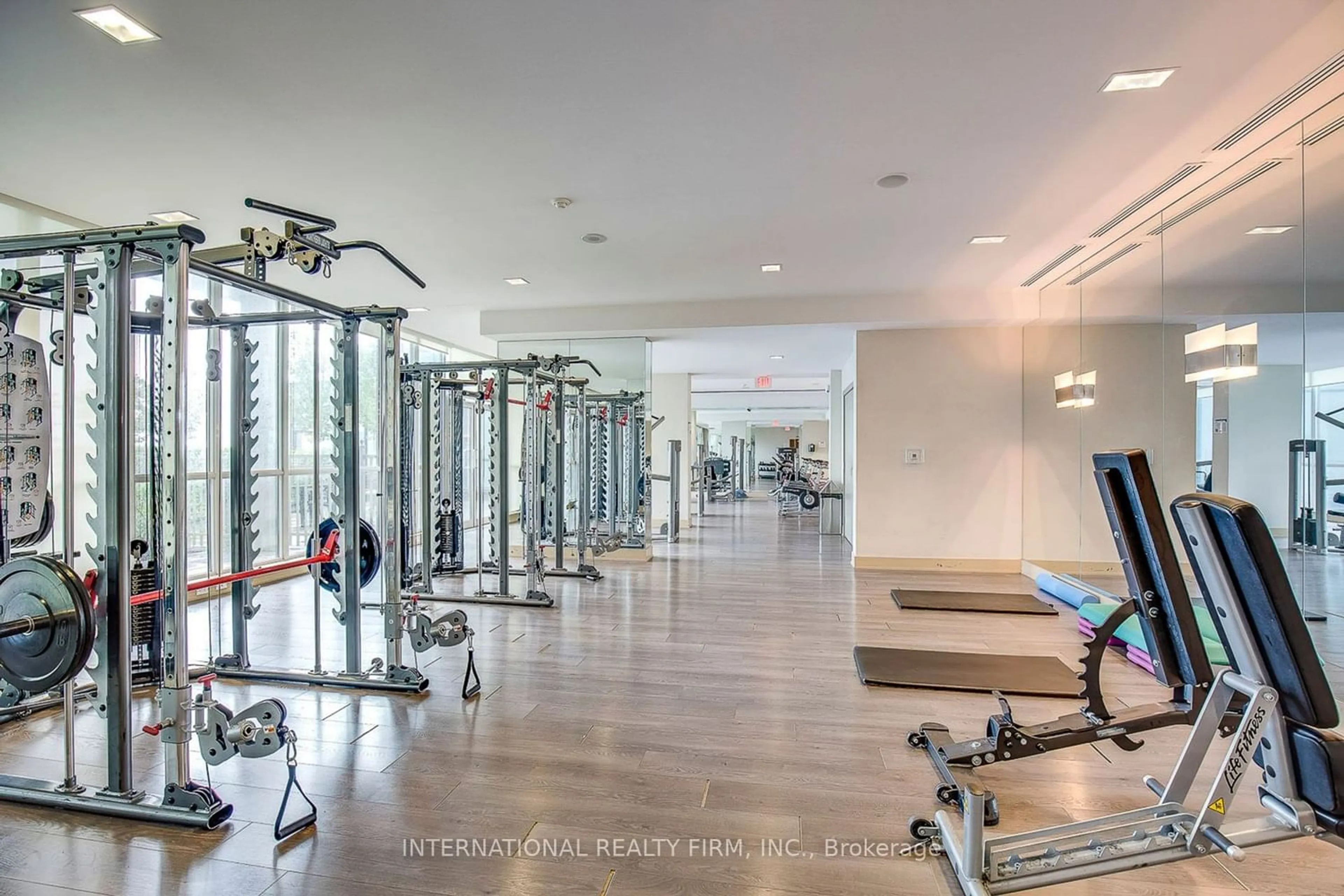 Gym or fitness room for 4070 Confederation Pkwy #314, Mississauga Ontario L5B 0E9