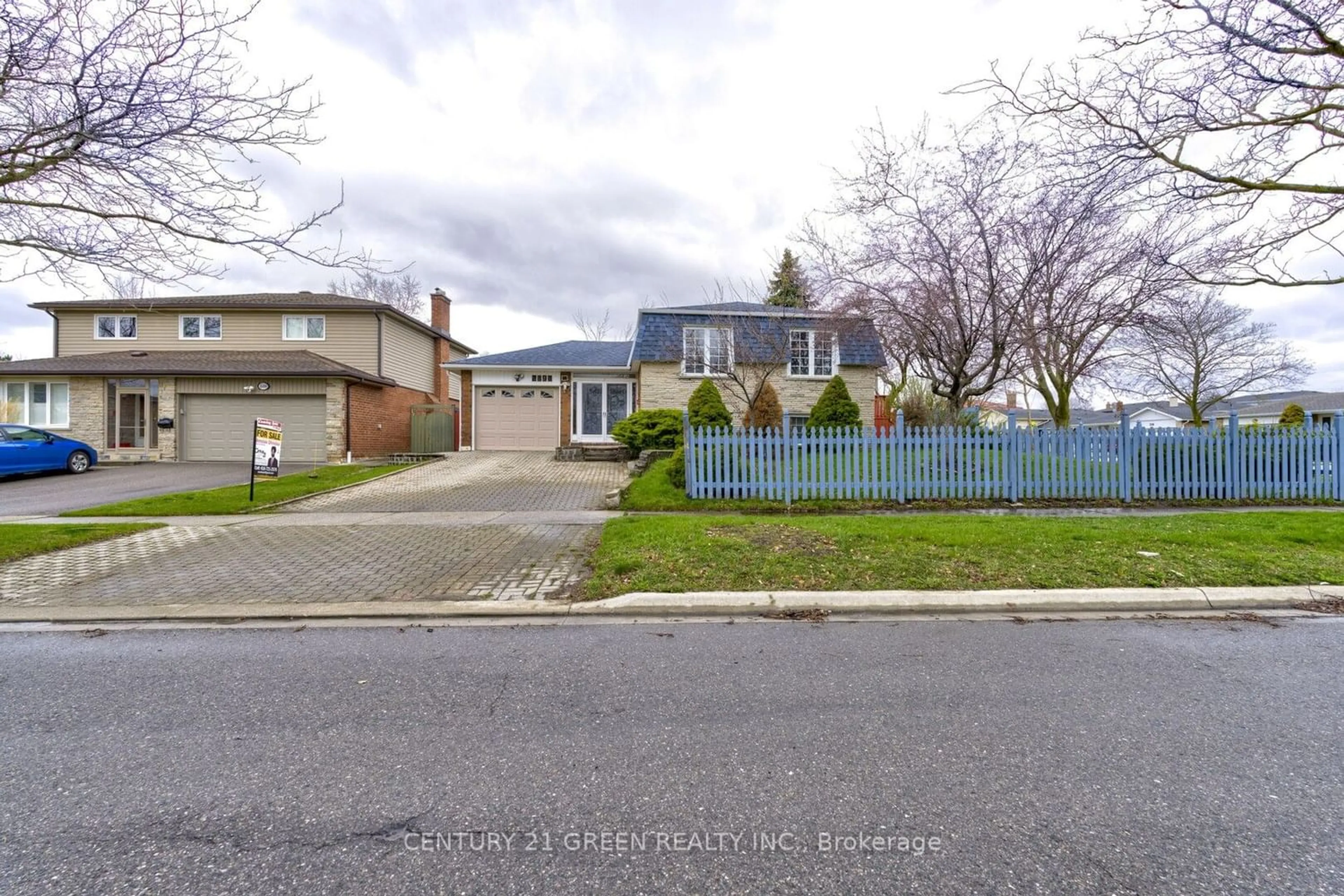 Street view for 2494 Callum Ave, Mississauga Ontario L5B 2H9