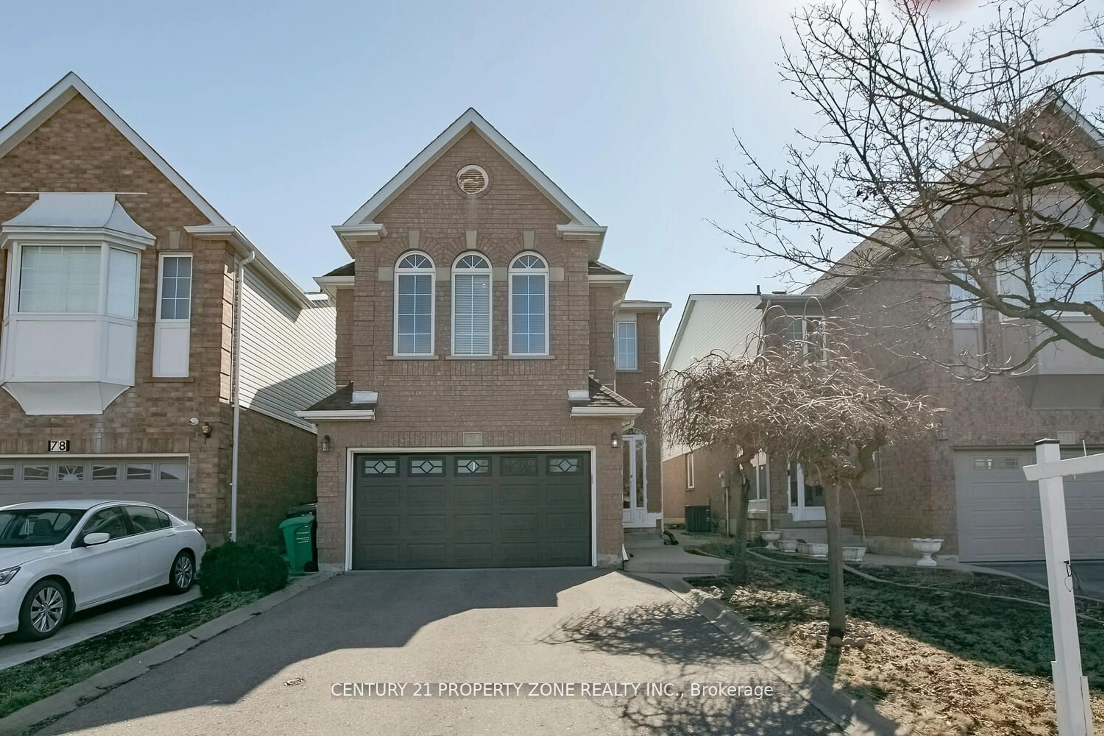 Frontside or backside of a home for 76 Larkspur Rd, Brampton Ontario L6R 1X2