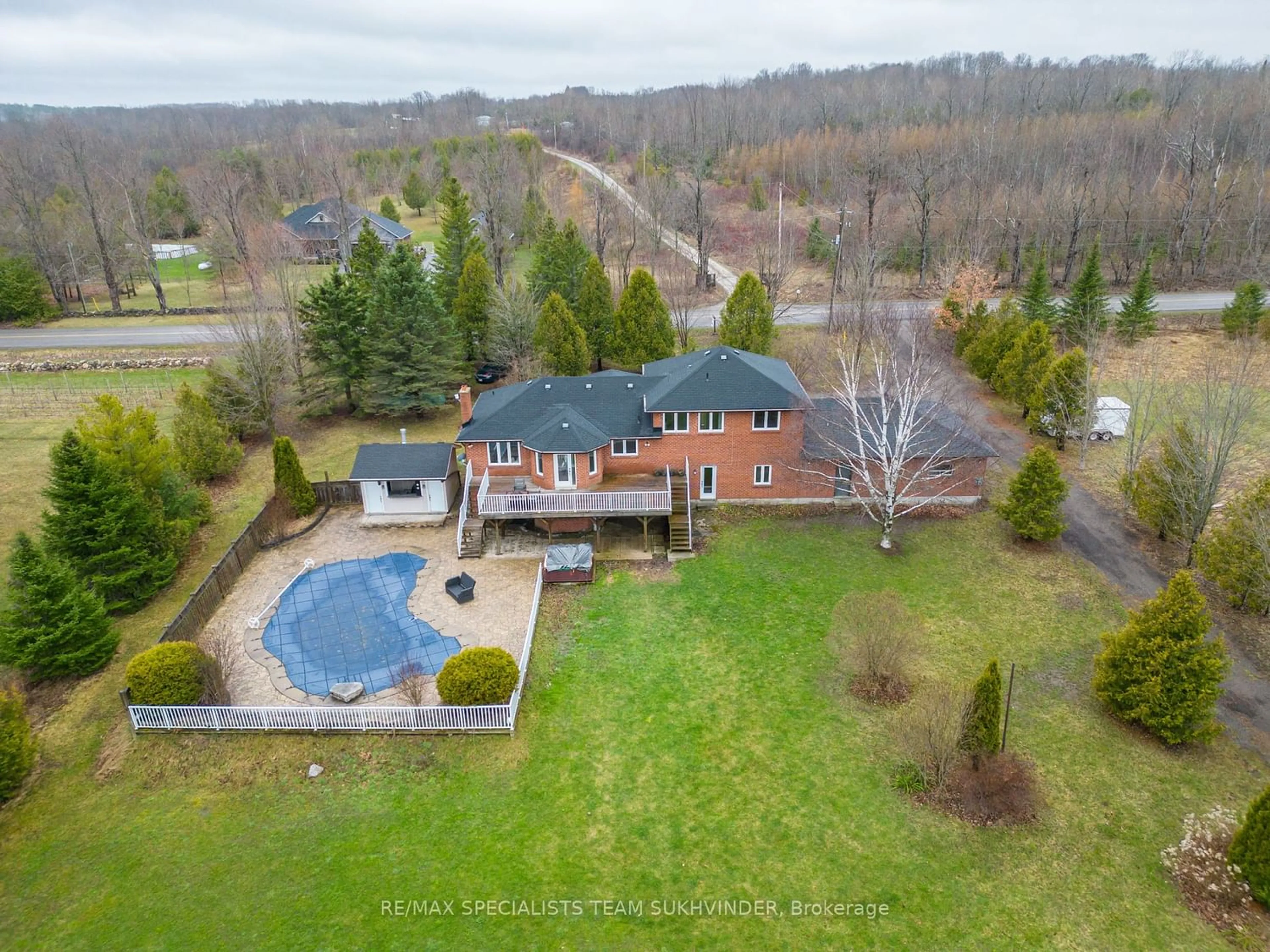 Frontside or backside of a home for 19919 Winston Churchill Blvd, Caledon Ontario L7K 1J6