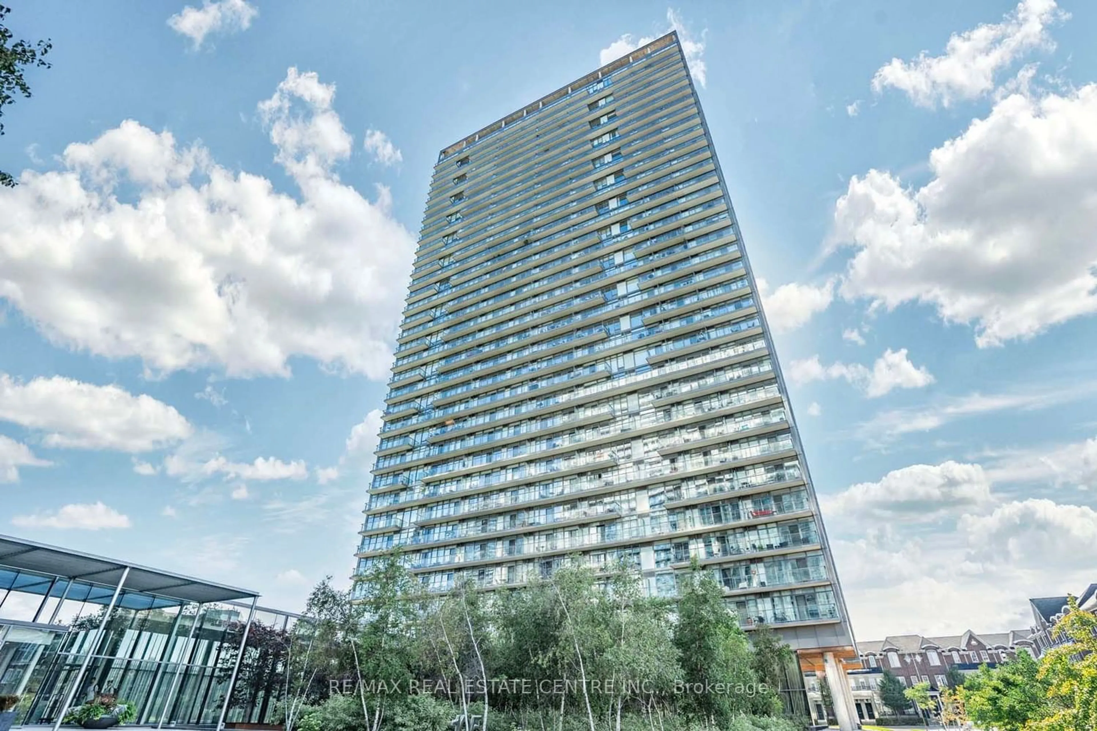 A pic from exterior of the house or condo for 105 The Queensway Ave #415, Toronto Ontario M6S 5B5