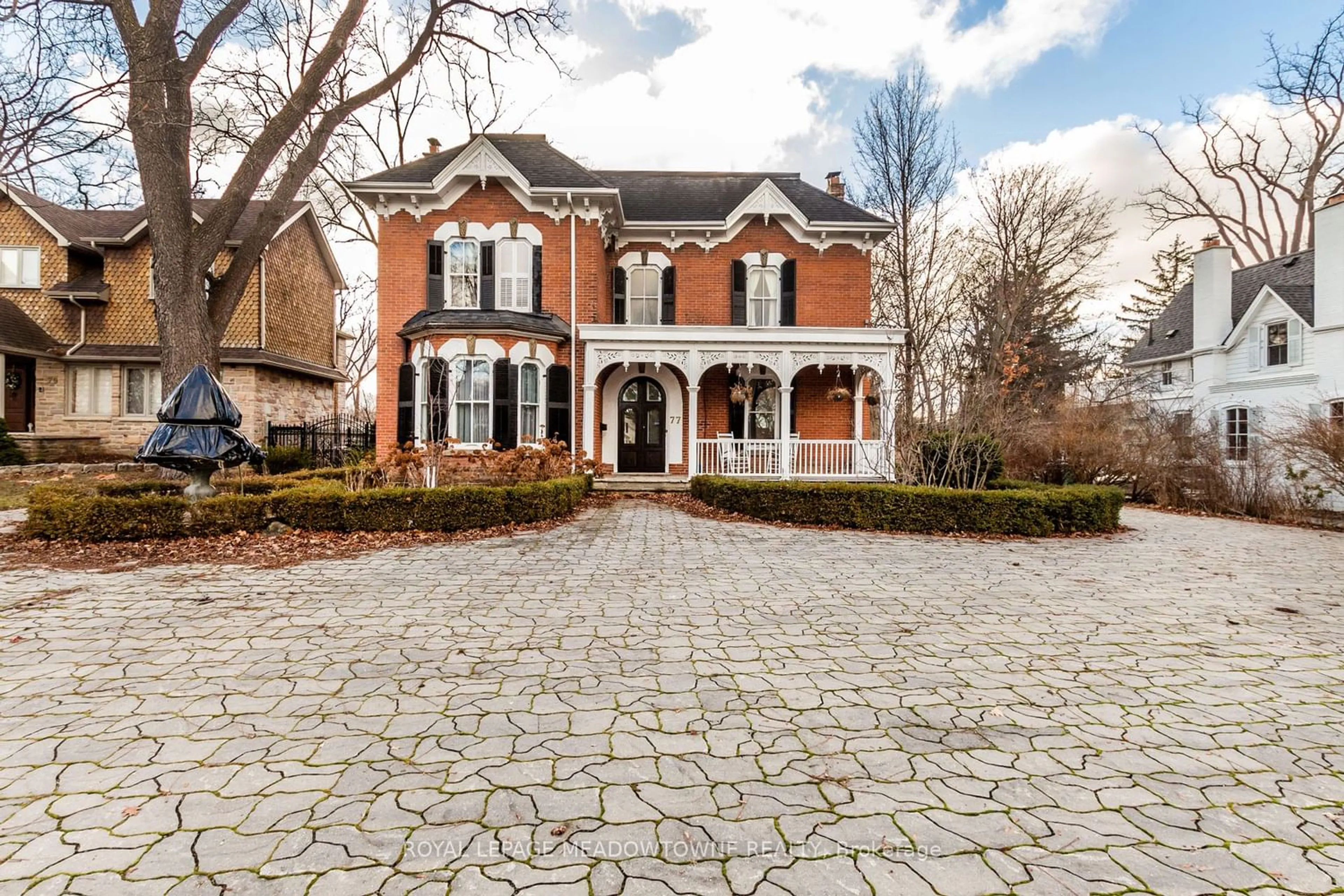 Home with brick exterior material for 77 Main St, Brampton Ontario L6Y 1M9