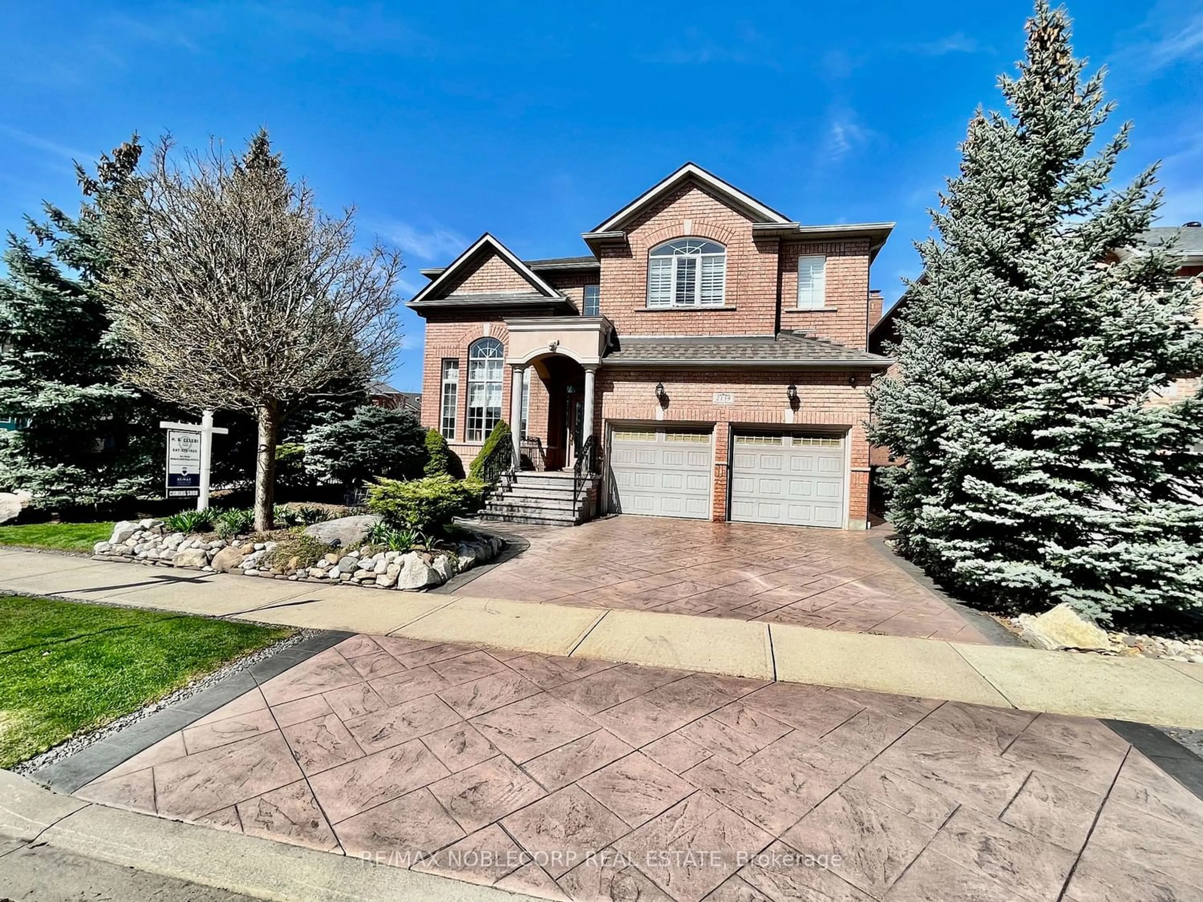 Home with brick exterior material for 2139 Helmsley Ave, Oakville Ontario L6M 4R6