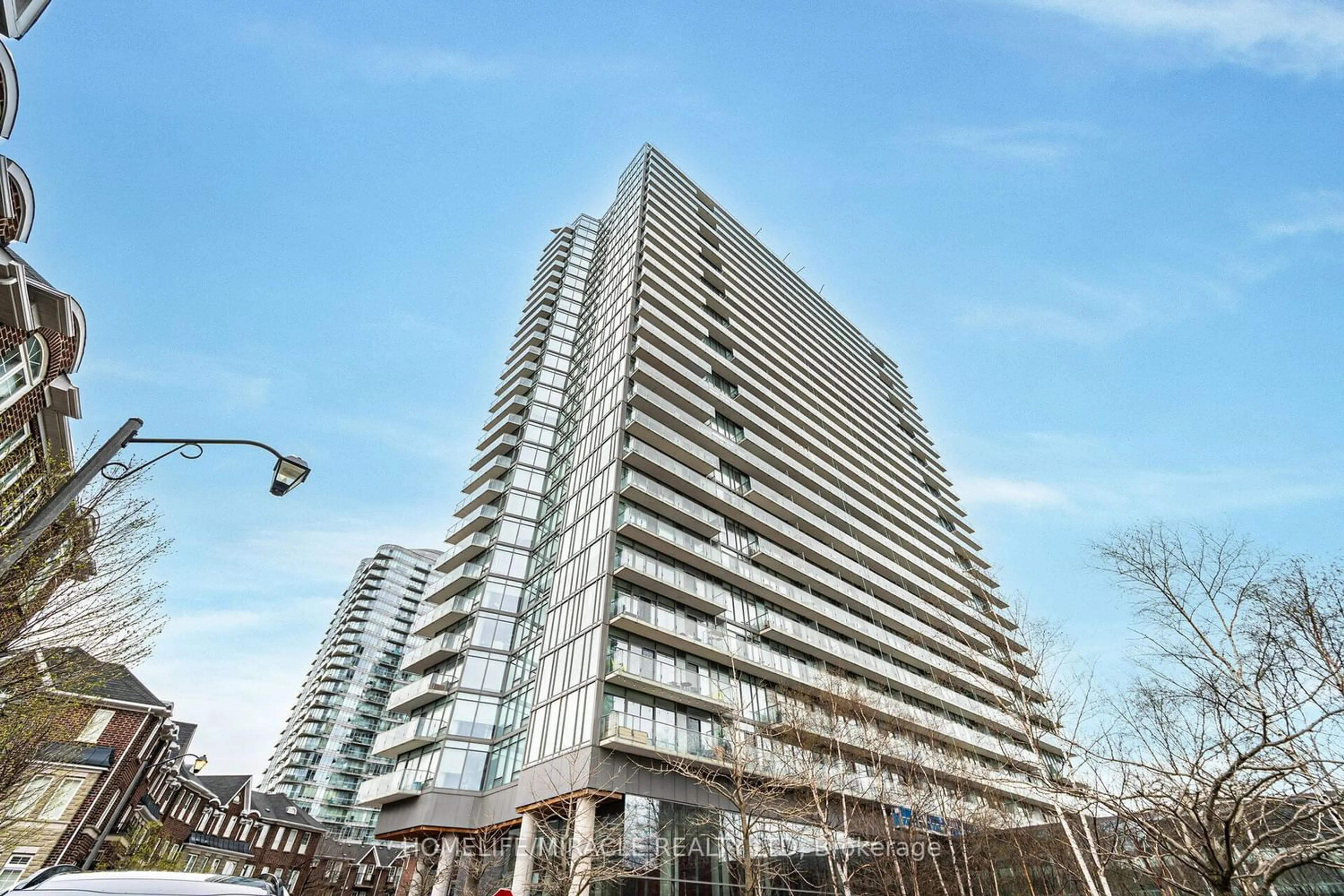 A pic from exterior of the house or condo for 103 The Queens Way #708, Toronto Ontario M5S 5B3