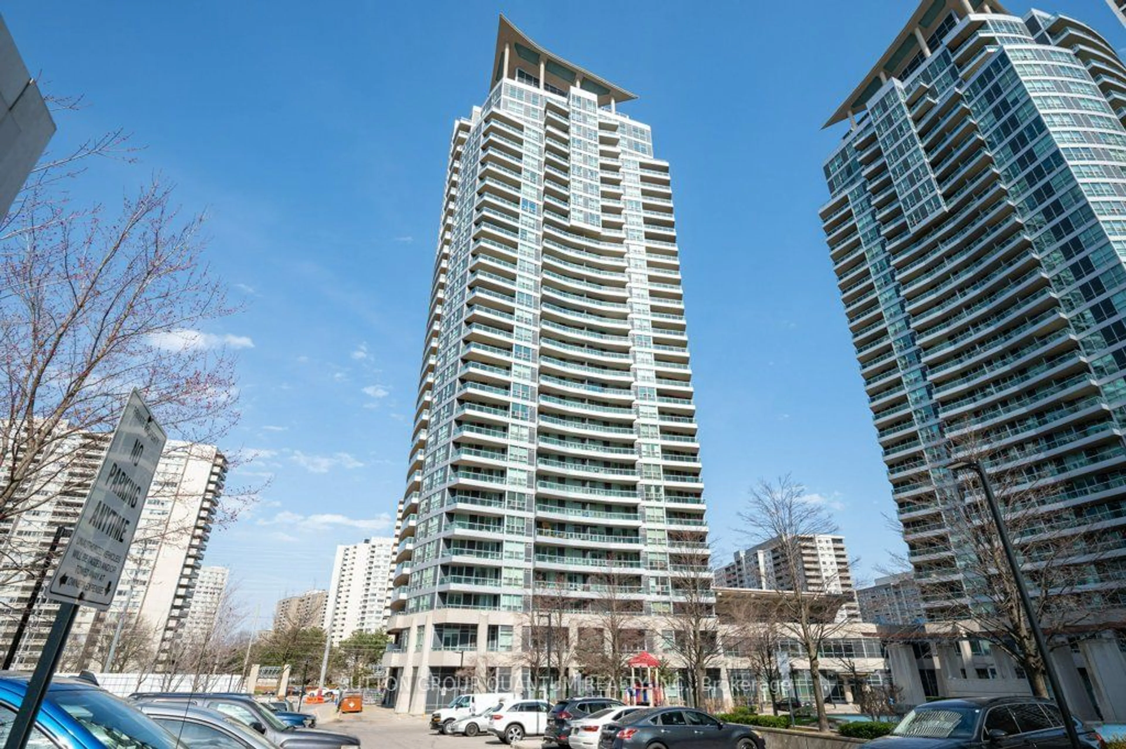 A pic from exterior of the house or condo for 1 Elm Dr #205, Mississauga Ontario L5B 4M1