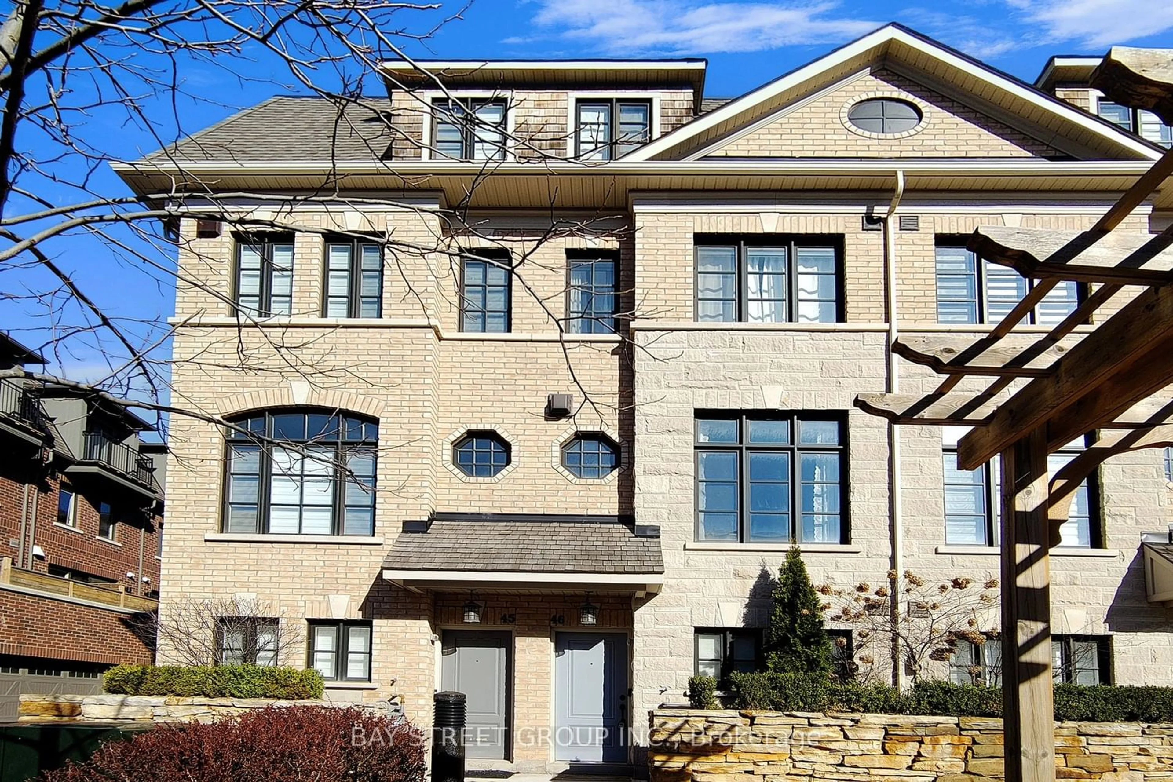 A pic from exterior of the house or condo for 275 Royalton Common St #46, Oakville Ontario L6H 7H2