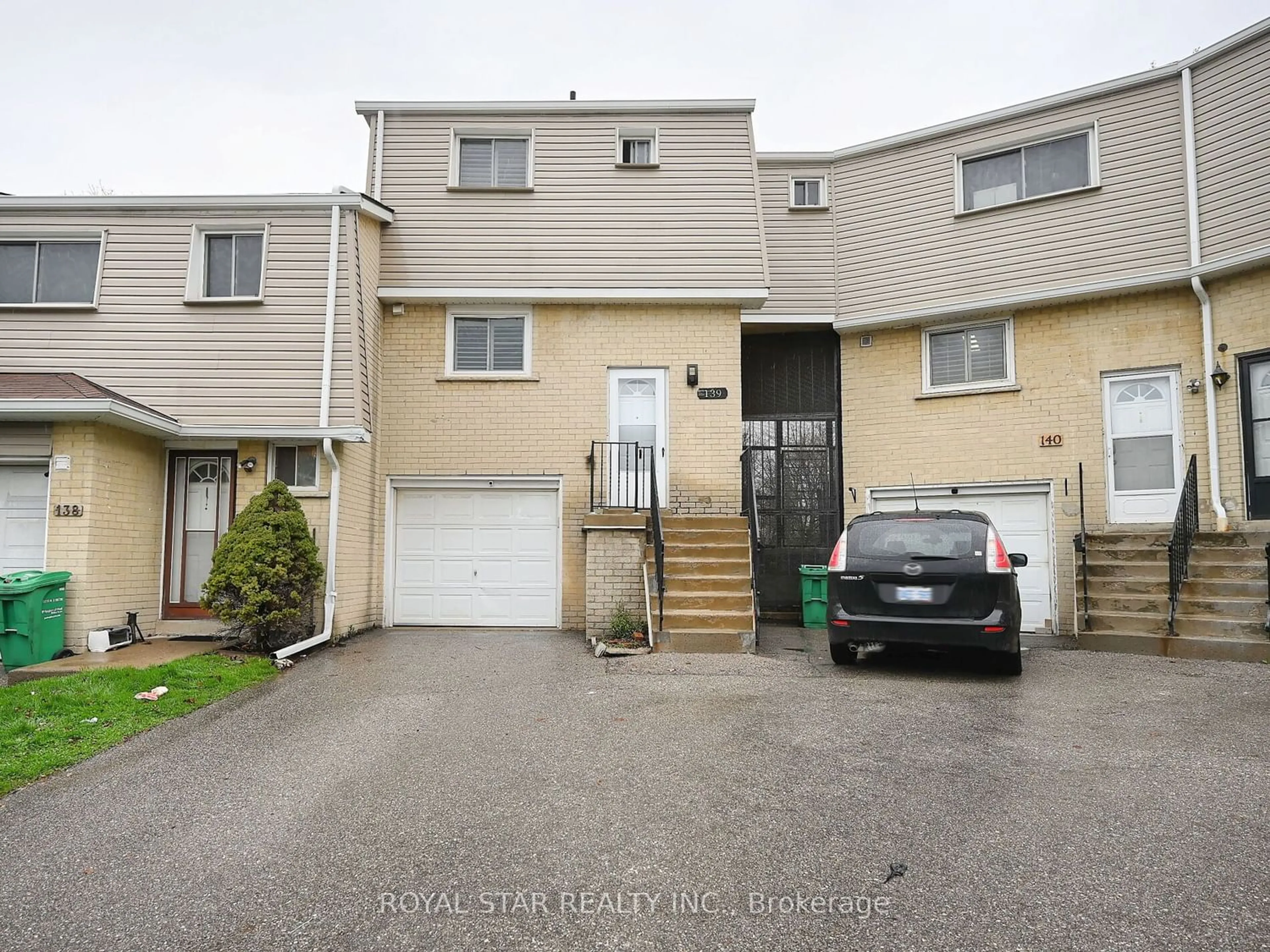 A pic from exterior of the house or condo for 400 Mississauga Valley Blvd #139, Mississauga Ontario L5A 3N6