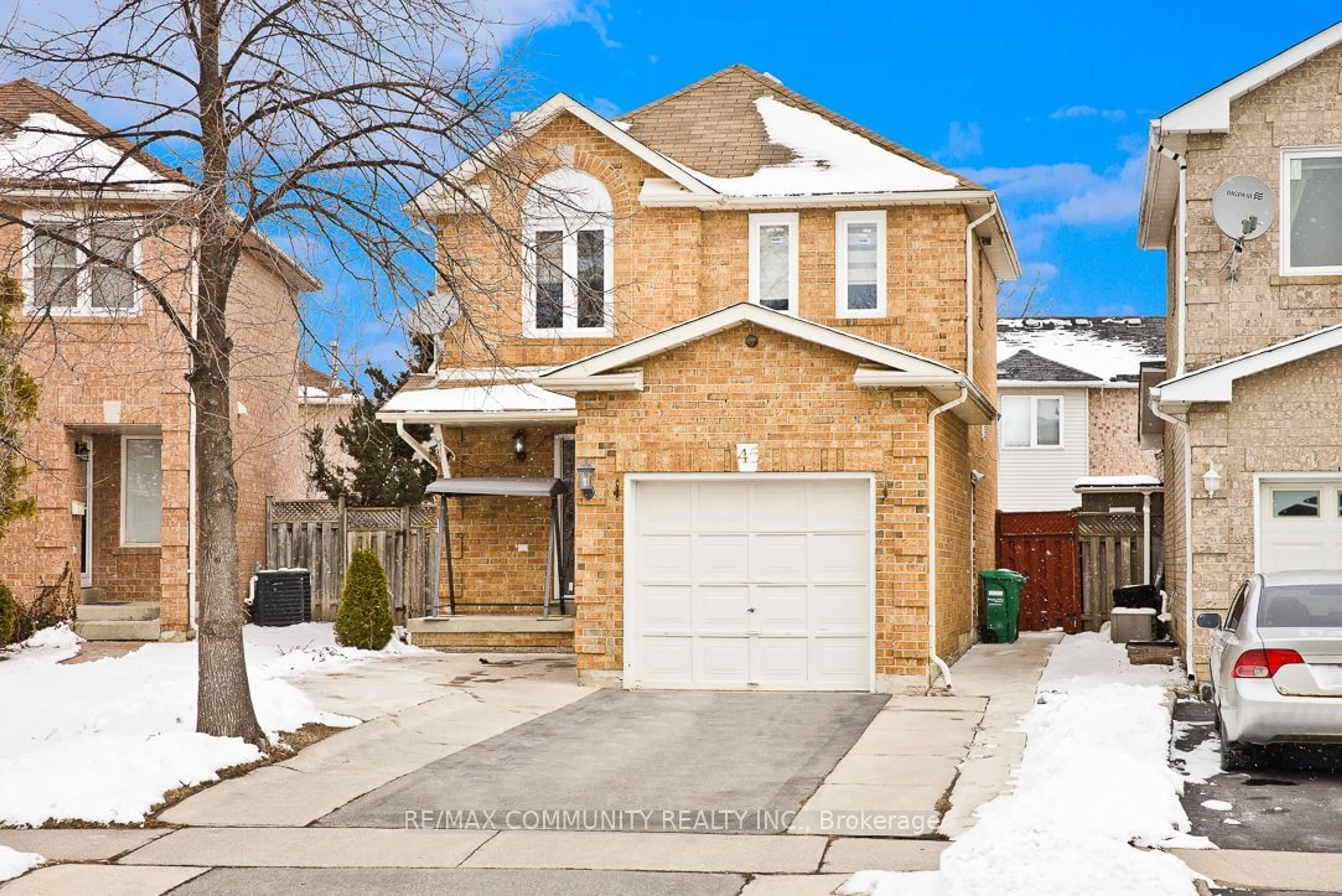 A pic from exterior of the house or condo for 45 Letty Ave, Brampton Ontario L6Y 4T1