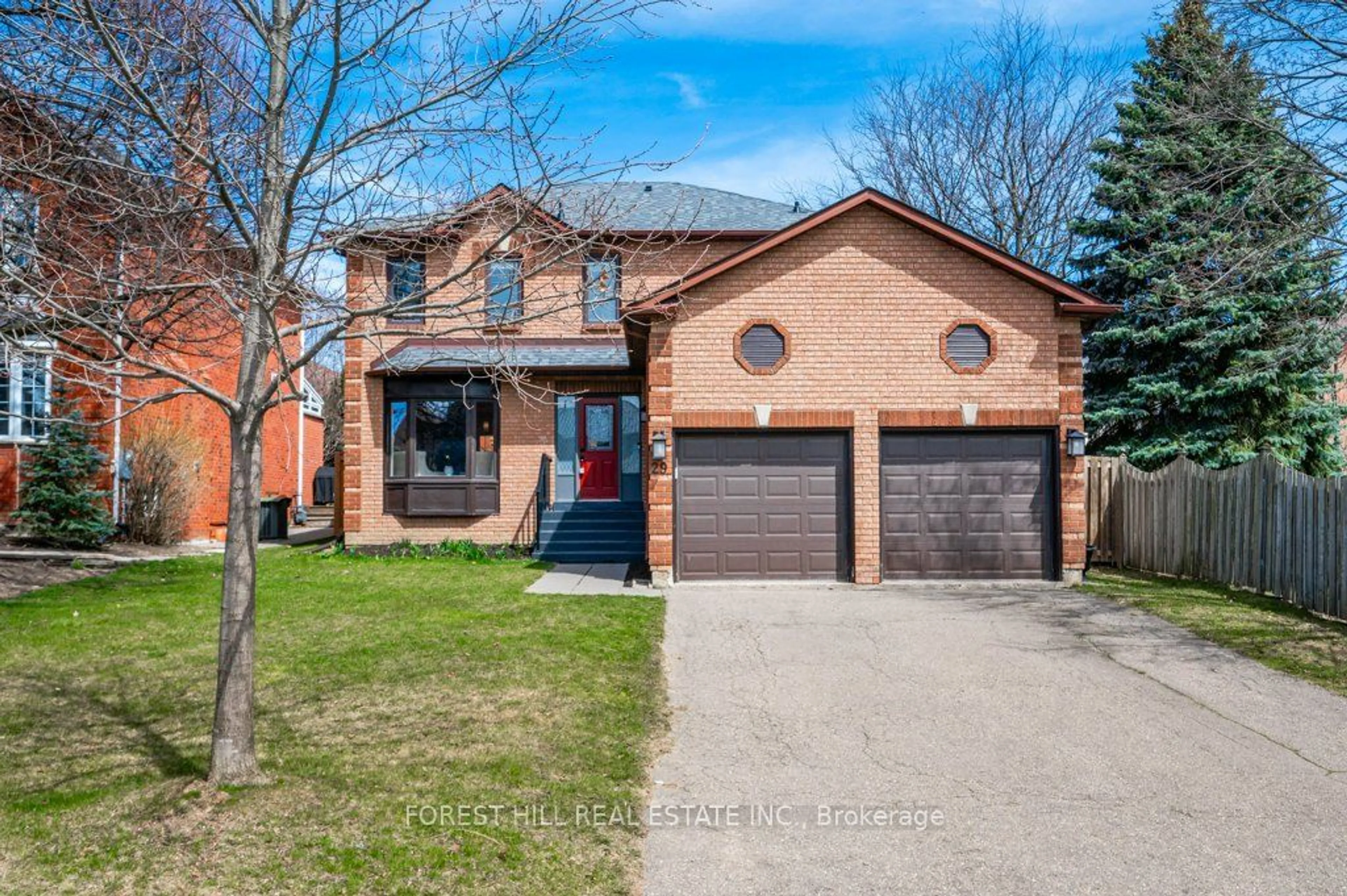 Home with brick exterior material for 29 Fernbrook Cres, Brampton Ontario L6Z 3P2