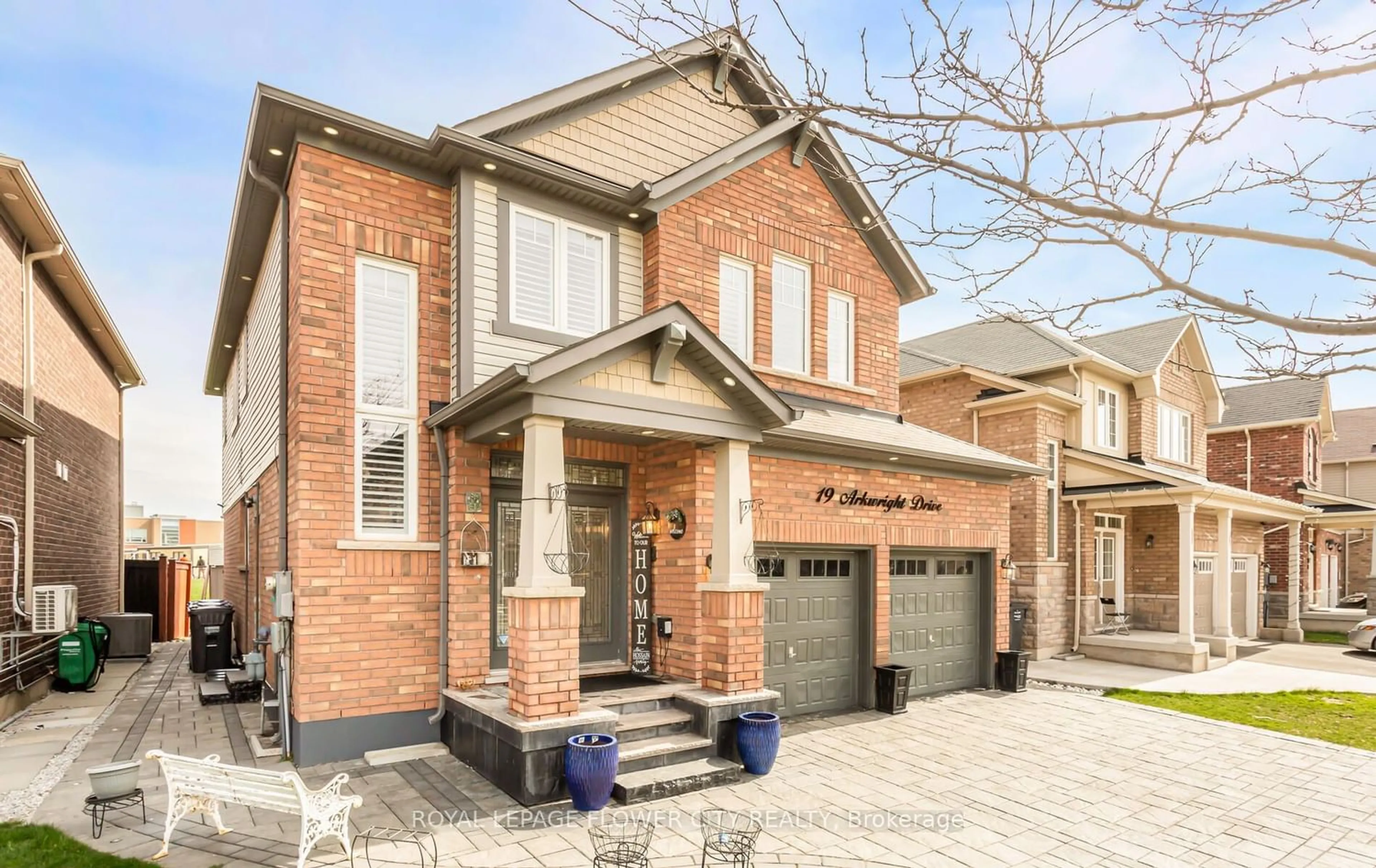 Home with brick exterior material for 19 Arkwright Dr, Brampton Ontario L7A 0V2