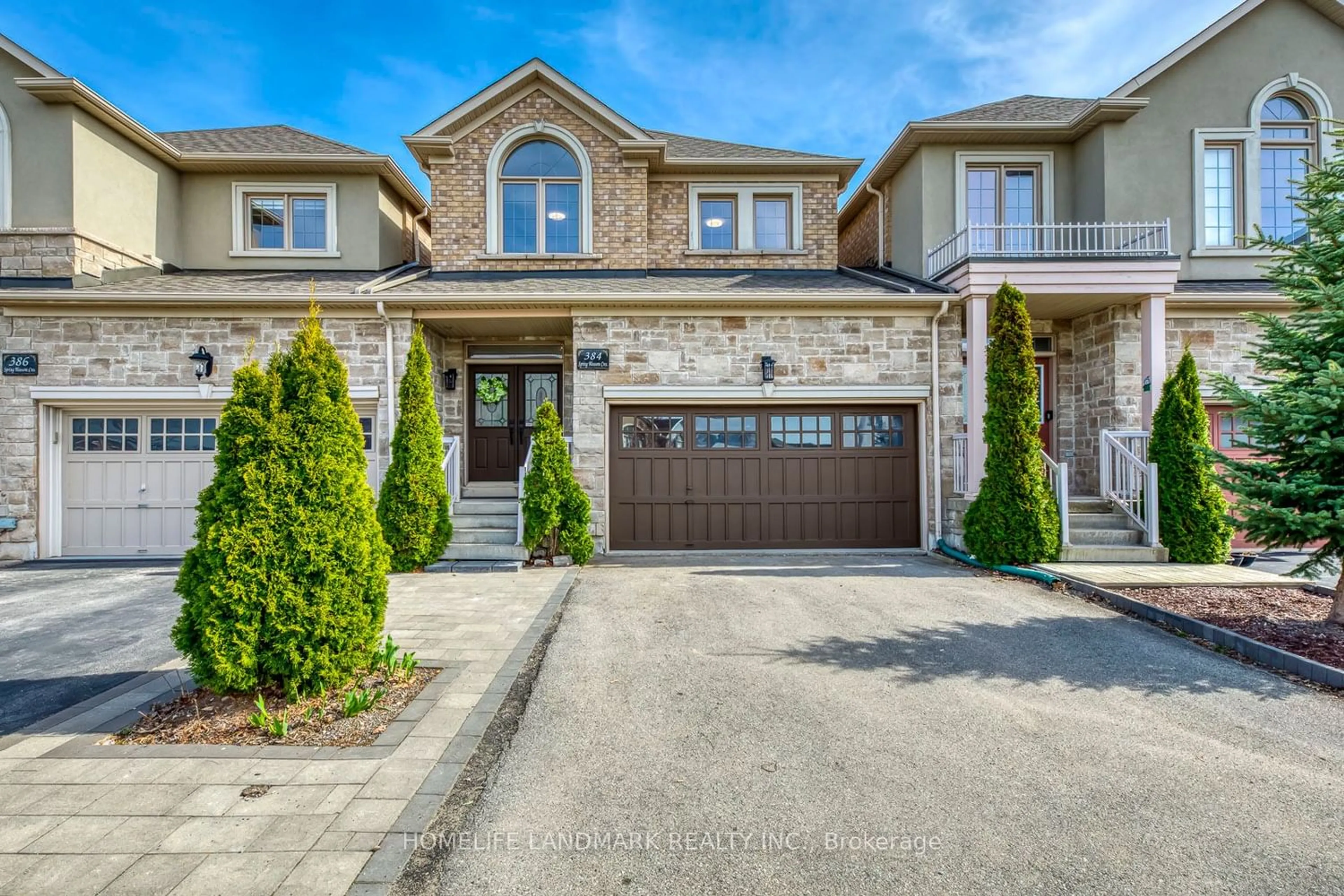 Home with brick exterior material for 384 Spring Blossom Cres, Oakville Ontario L6H 0C2
