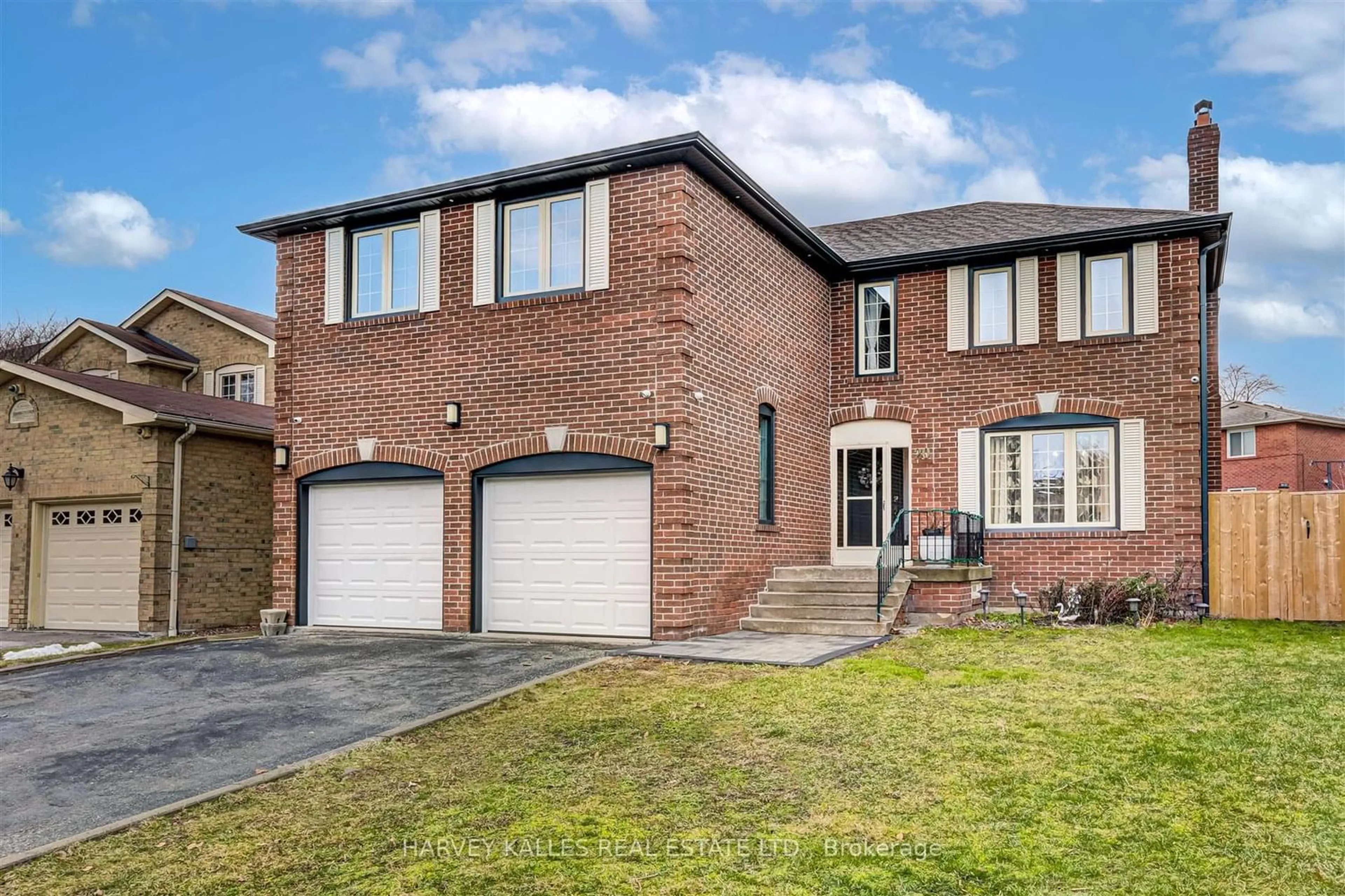 Home with brick exterior material for 20 Timothy Crt, Toronto Ontario M9P 3T8