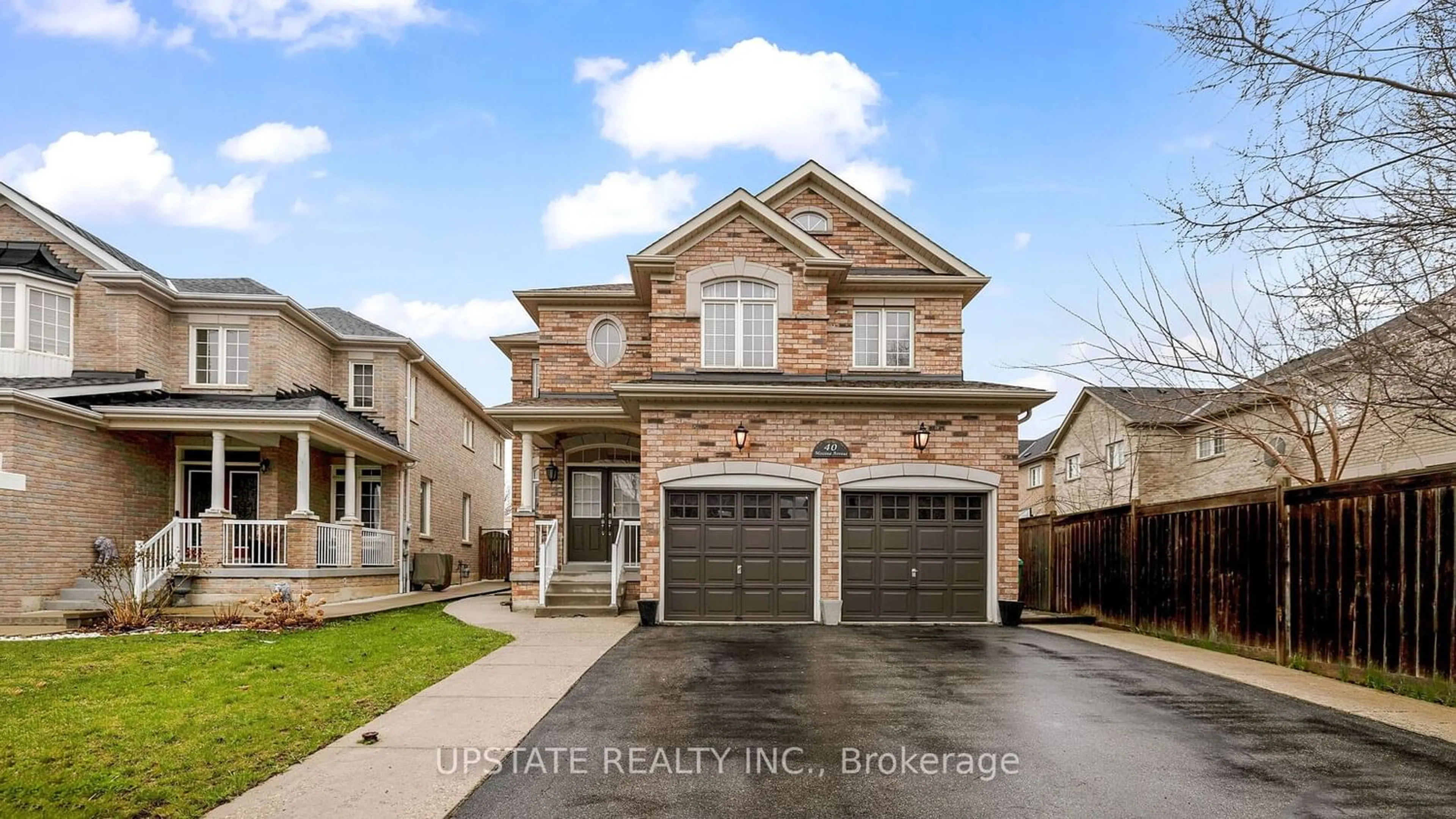 Frontside or backside of a home for 40 Messina Ave, Brampton Ontario L6Y 0M8