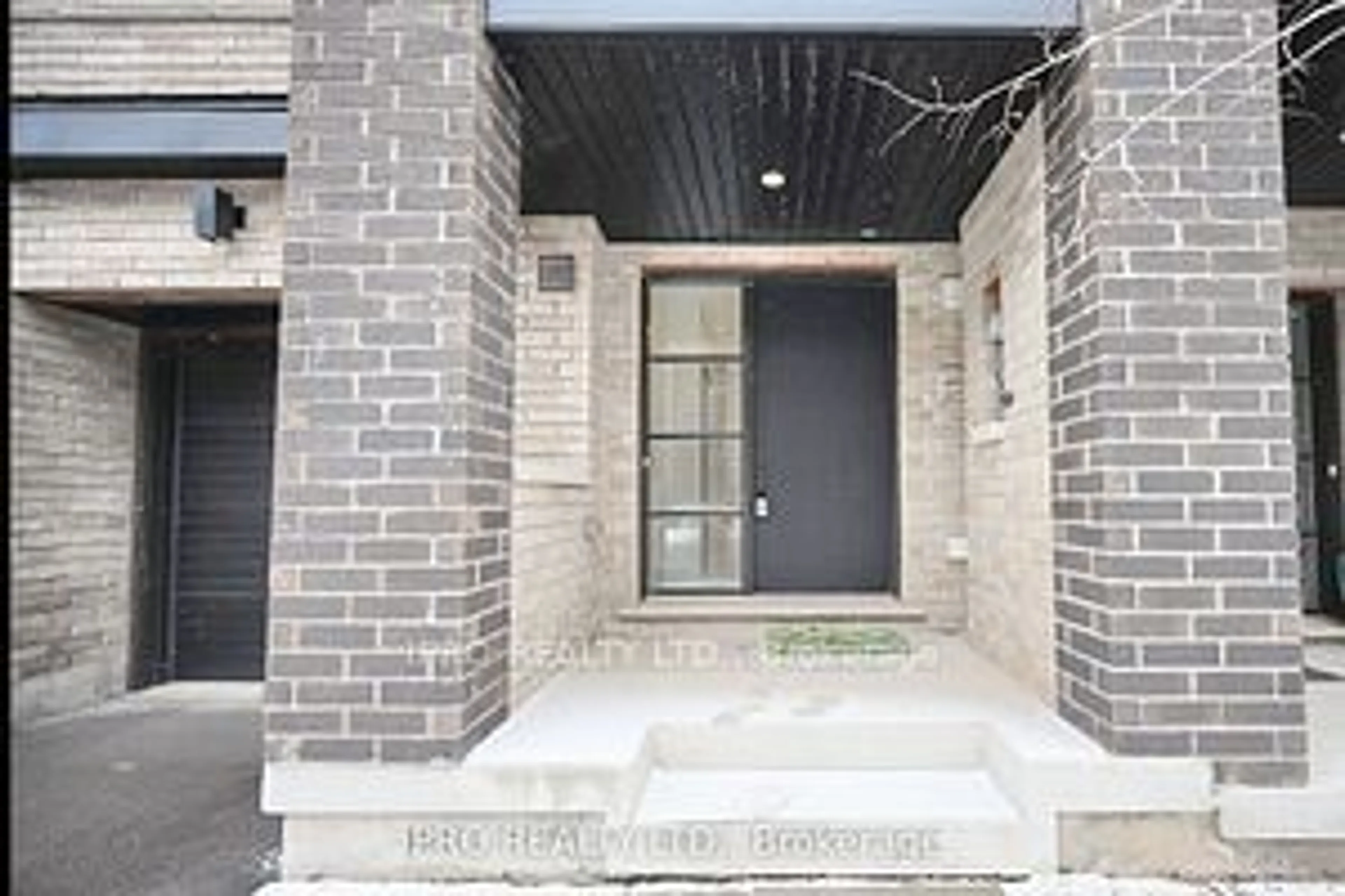 Home with brick exterior material for 3046 Blacktusk Common, Oakville Ontario L6H 7E3