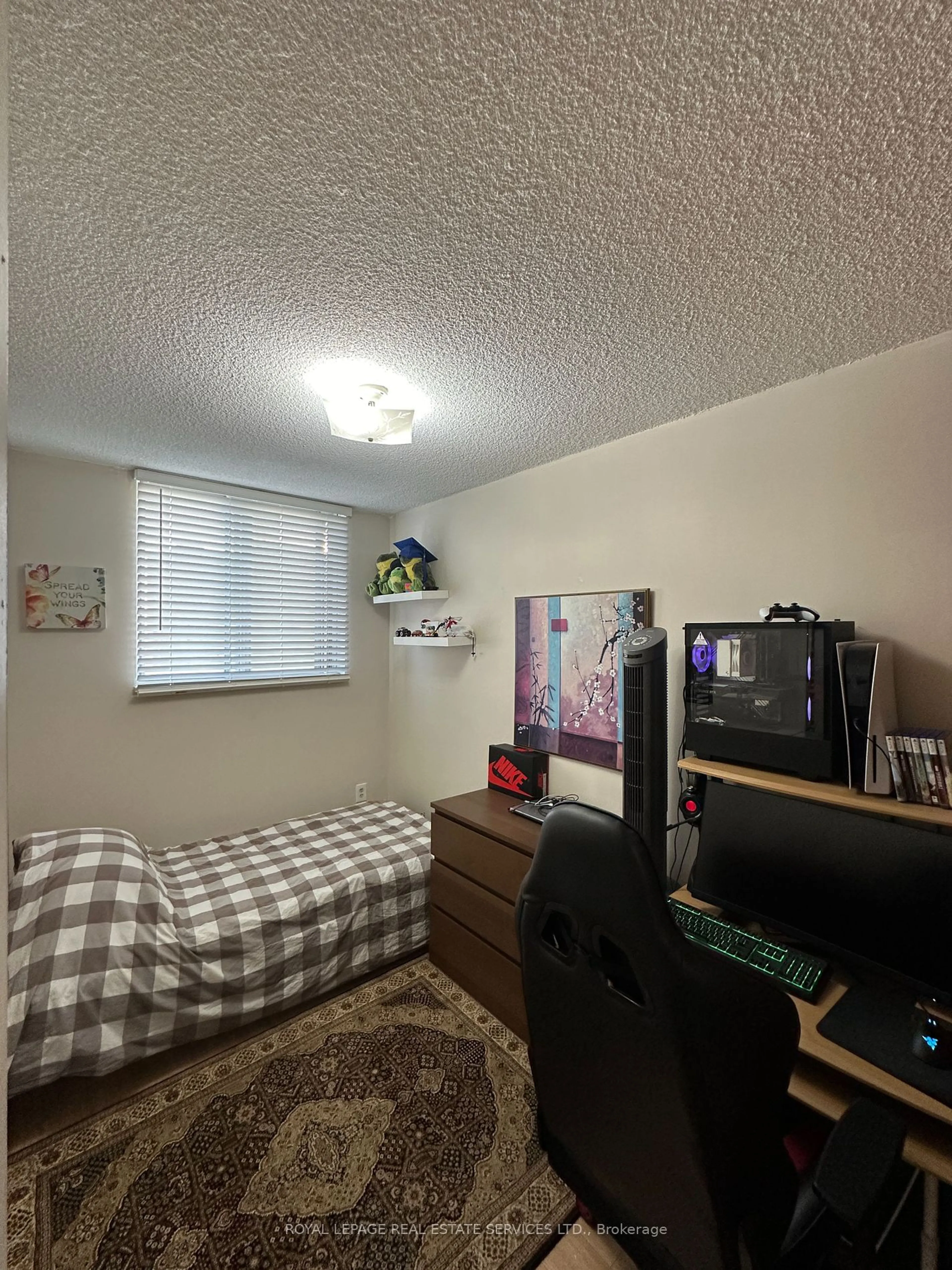 A pic of a room for 940 Caledonia Rd #608, Toronto Ontario M6B 3Y4