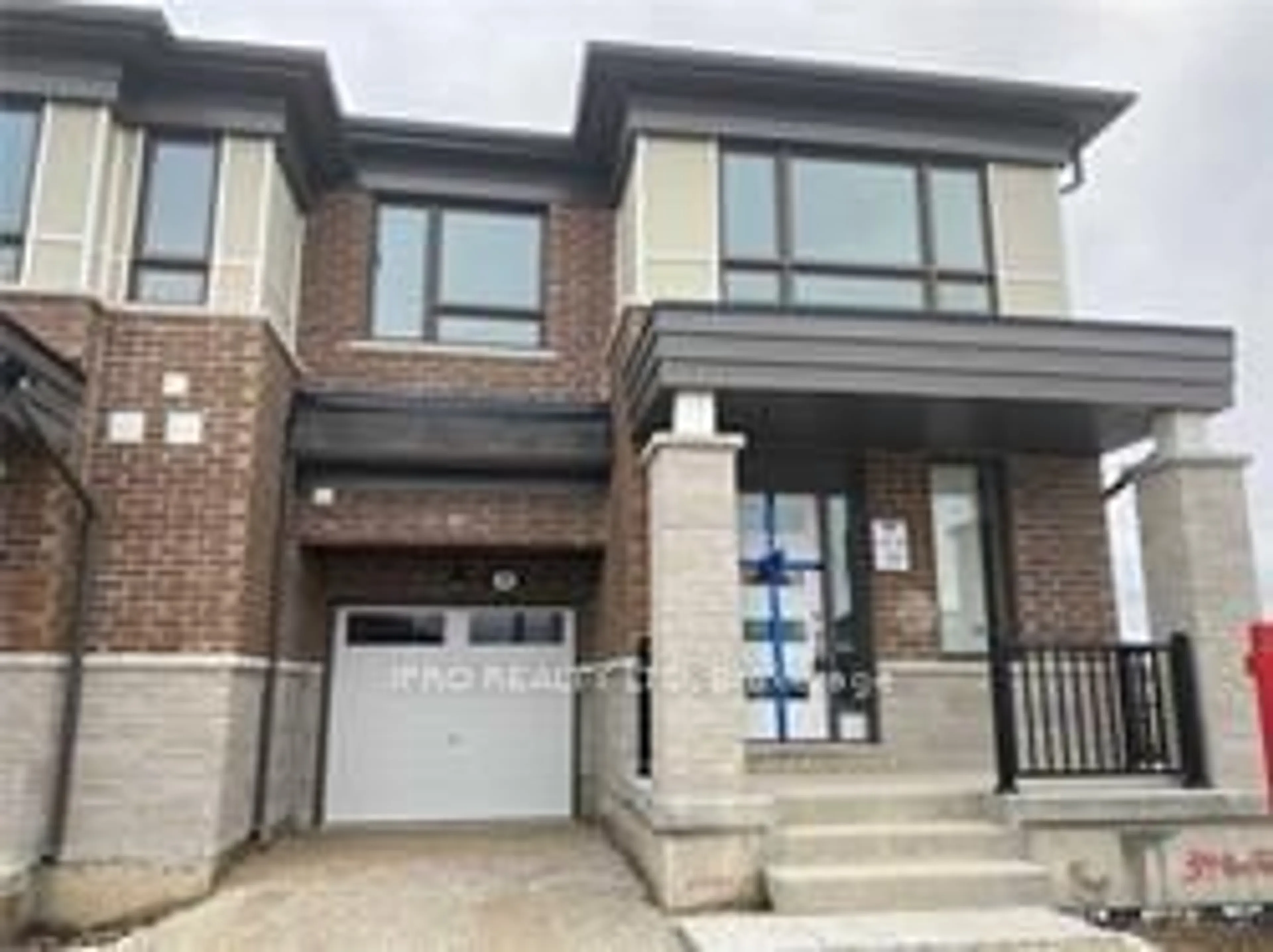 Home with brick exterior material for 46 Circus Cres, Brampton Ontario L7A 5E3